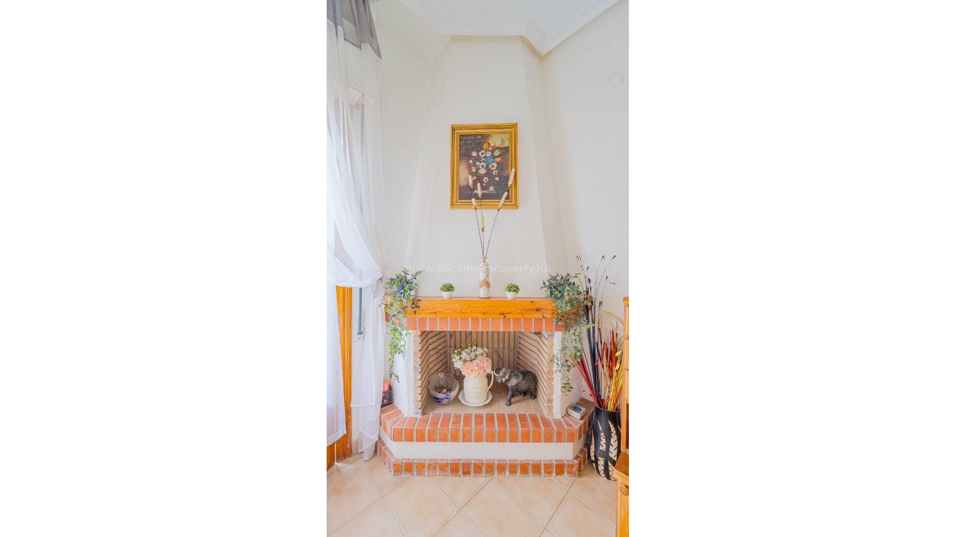Apartment / flat in Punta Prima