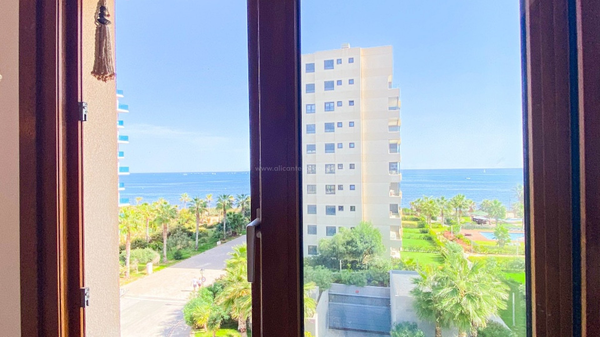 Apartment / flat in Punta Prima