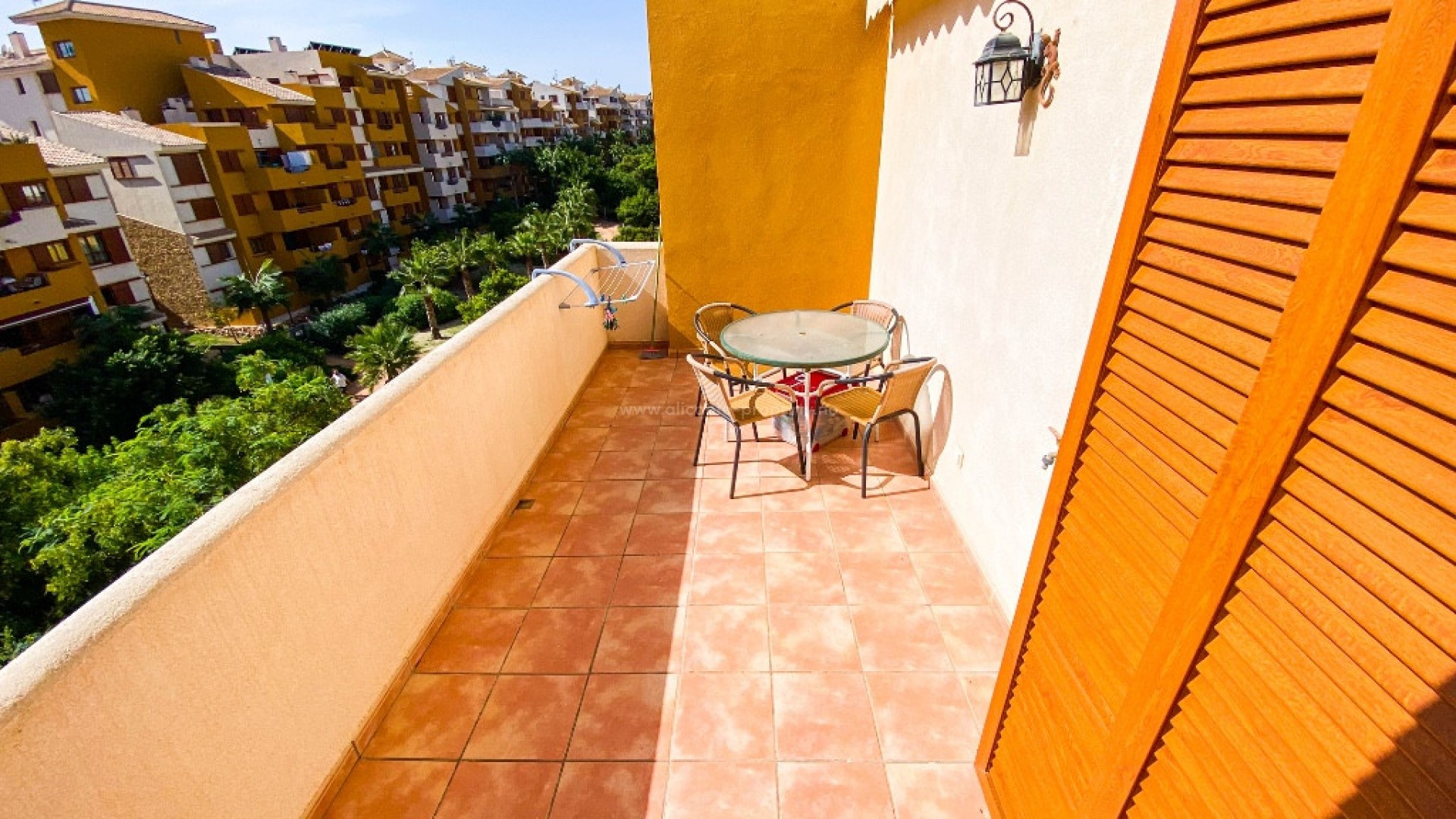 Apartment / flat in Punta Prima