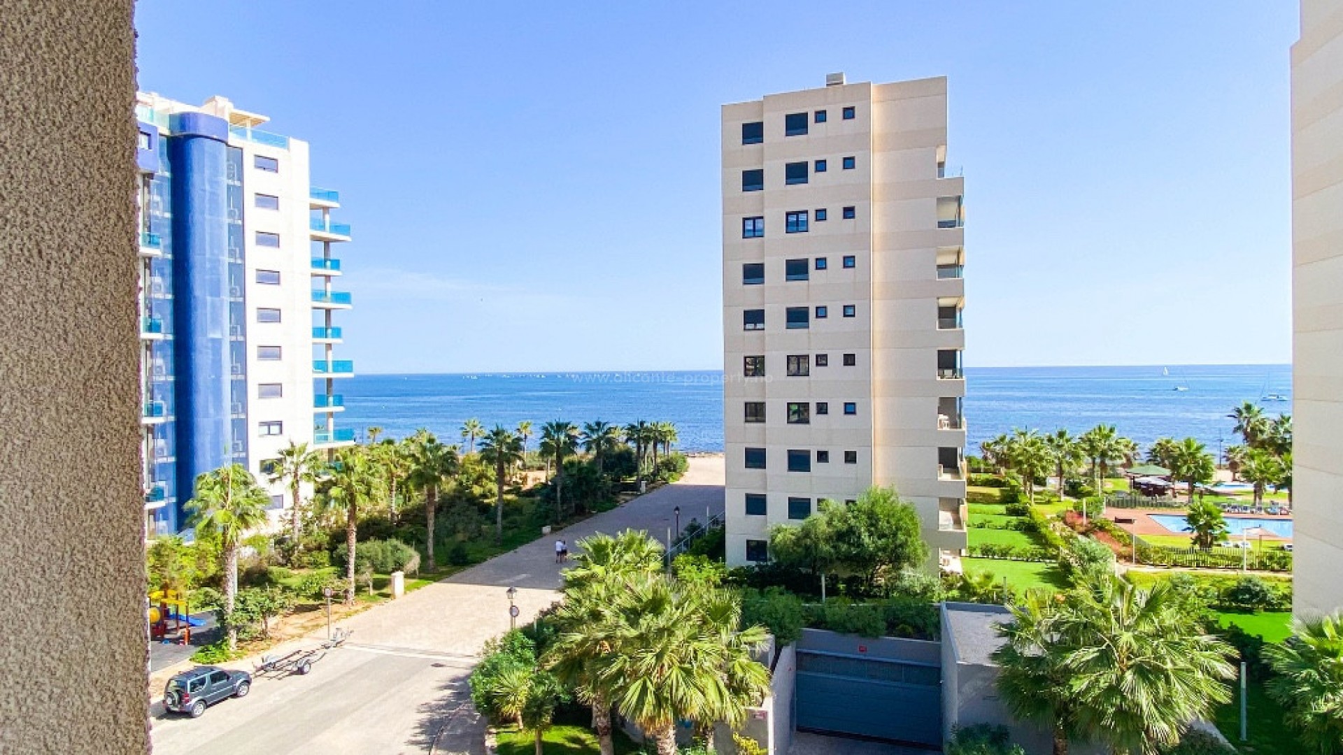 Apartment / flat in Punta Prima