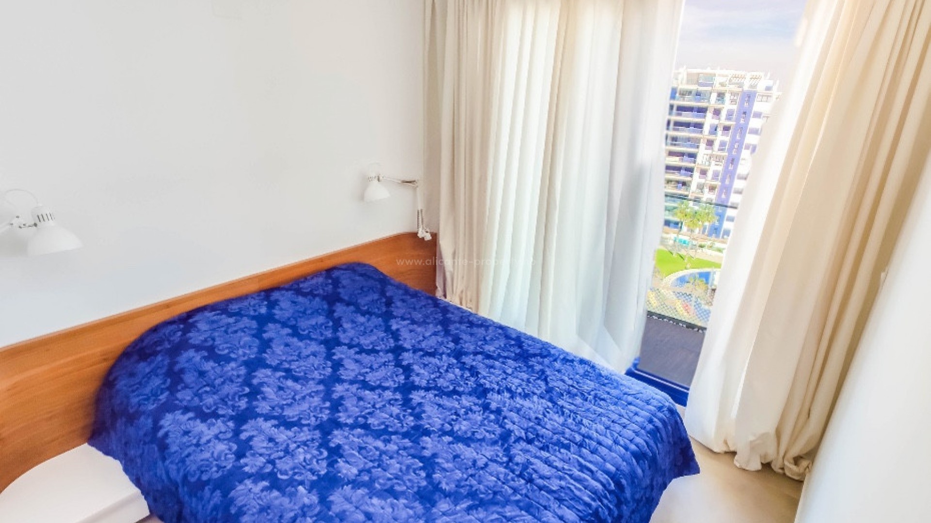 Apartment / flat in Punta Prima