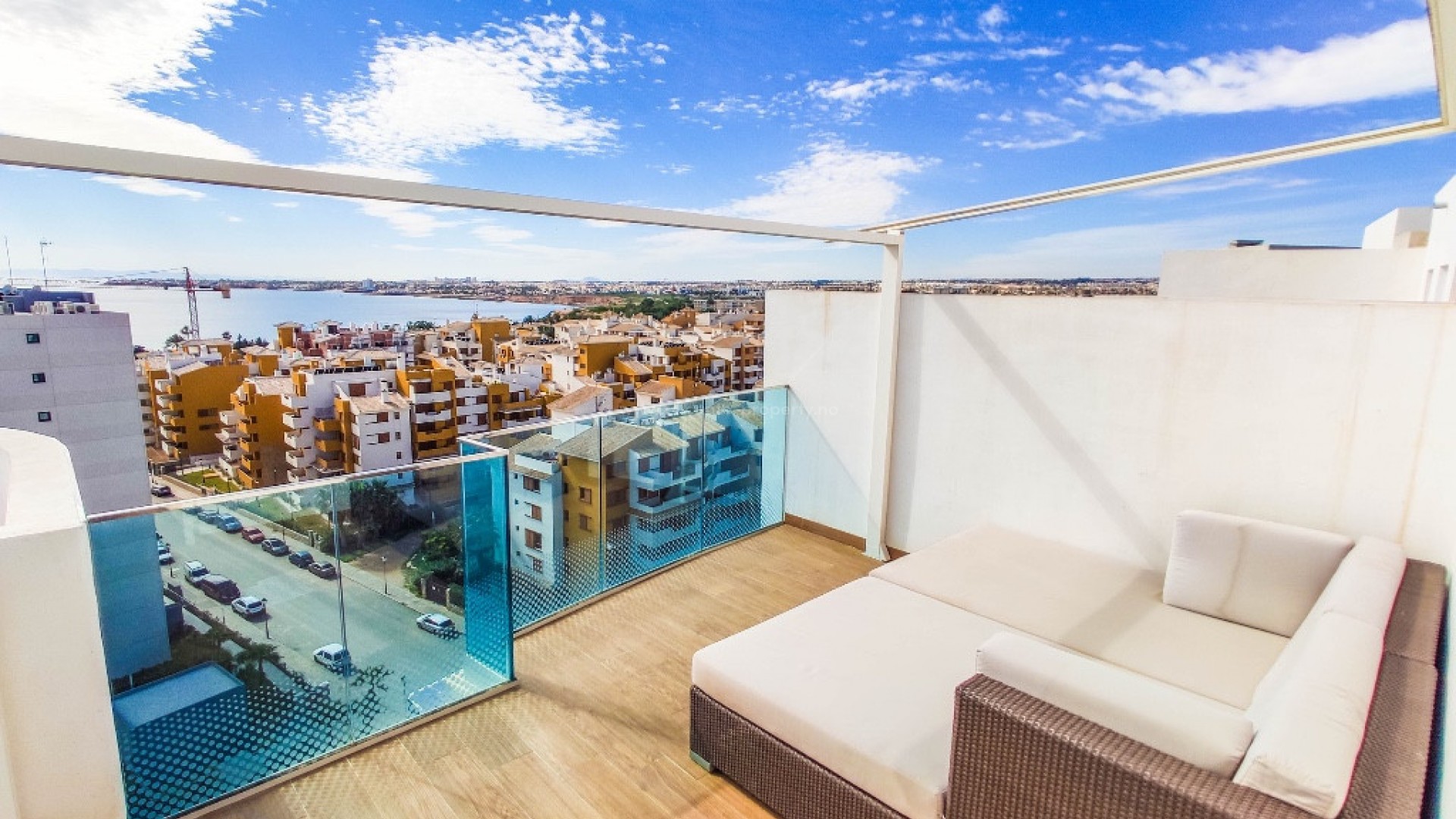 Apartment / flat in Punta Prima