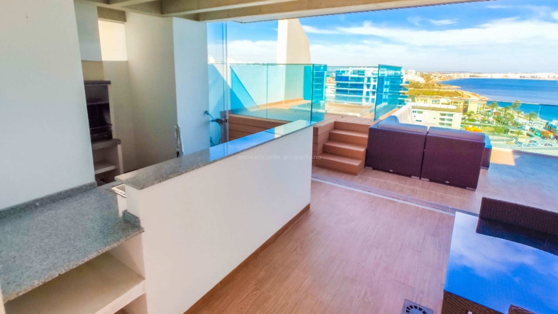Apartment / flat in Punta Prima