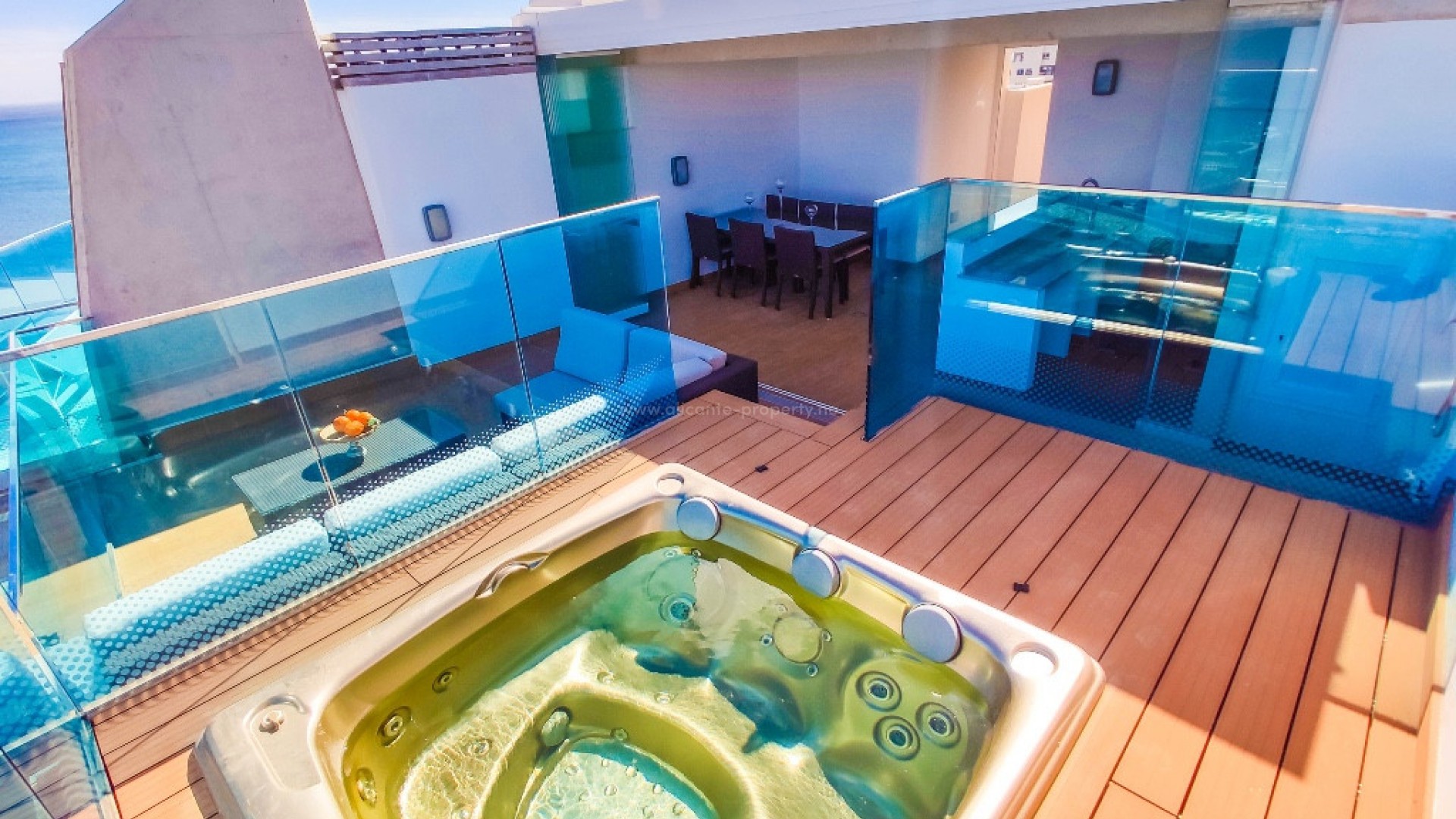 Apartment / flat in Punta Prima