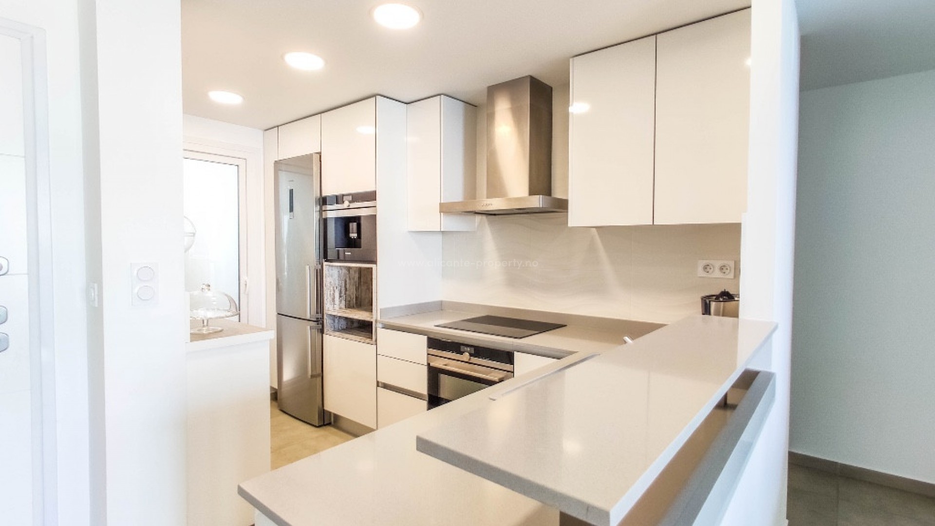 Apartment / flat in Punta Prima