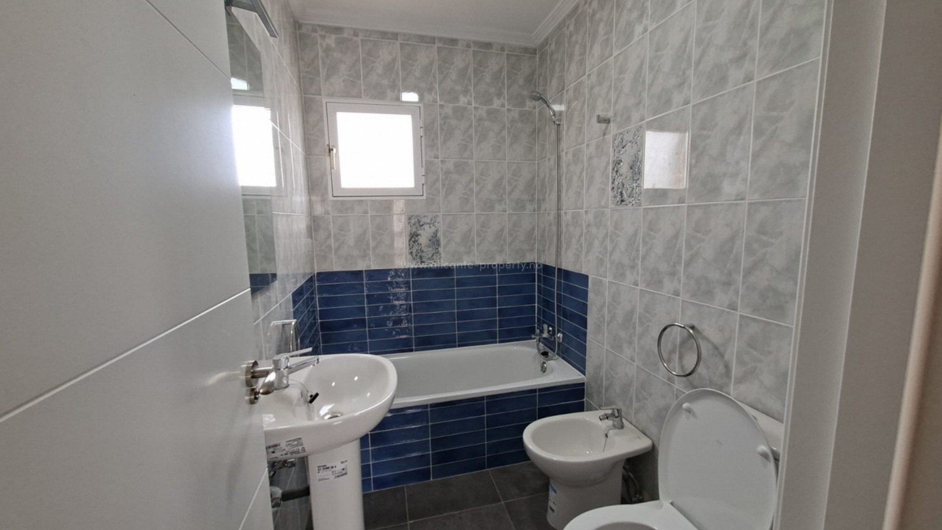 Apartment / flat in Punta Prima