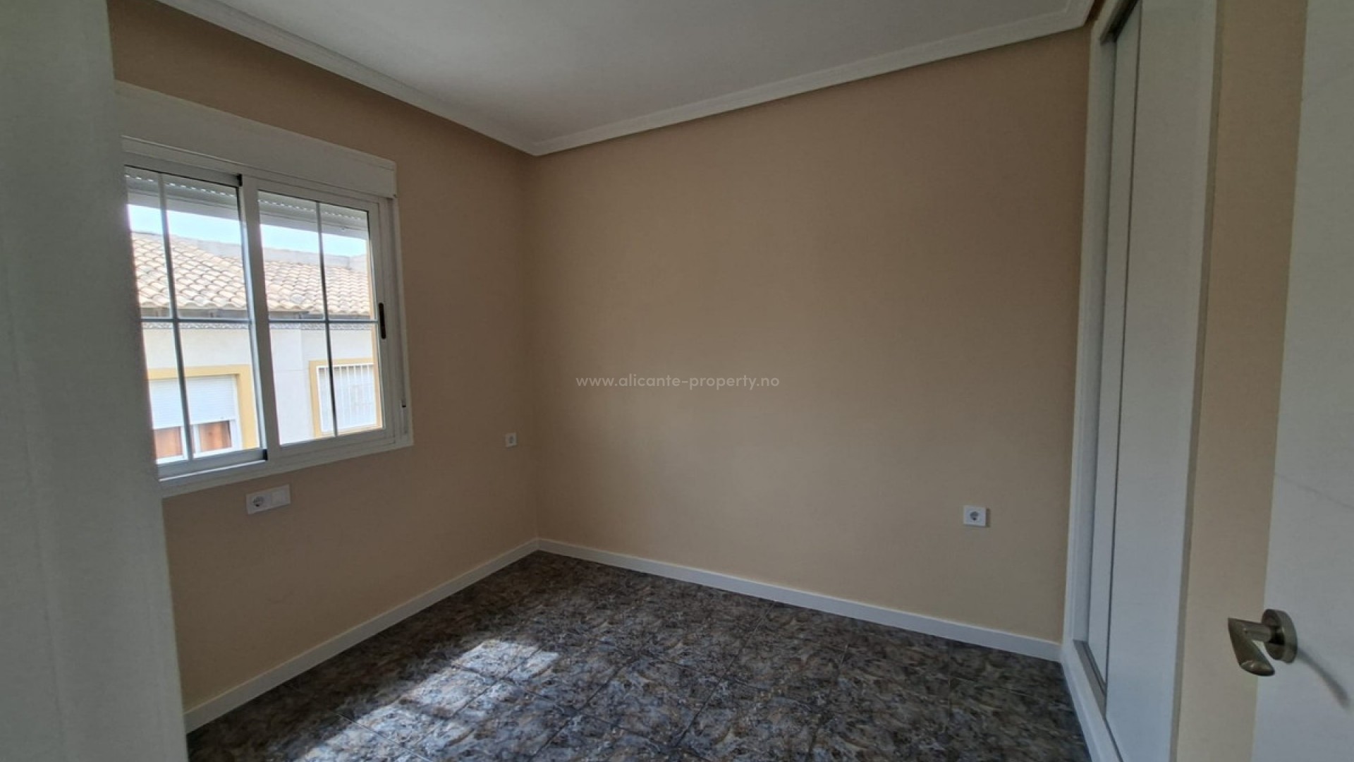 Apartment / flat in Punta Prima