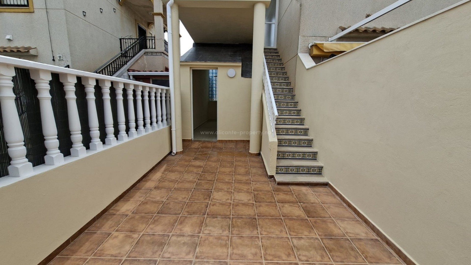 Apartment / flat in Punta Prima