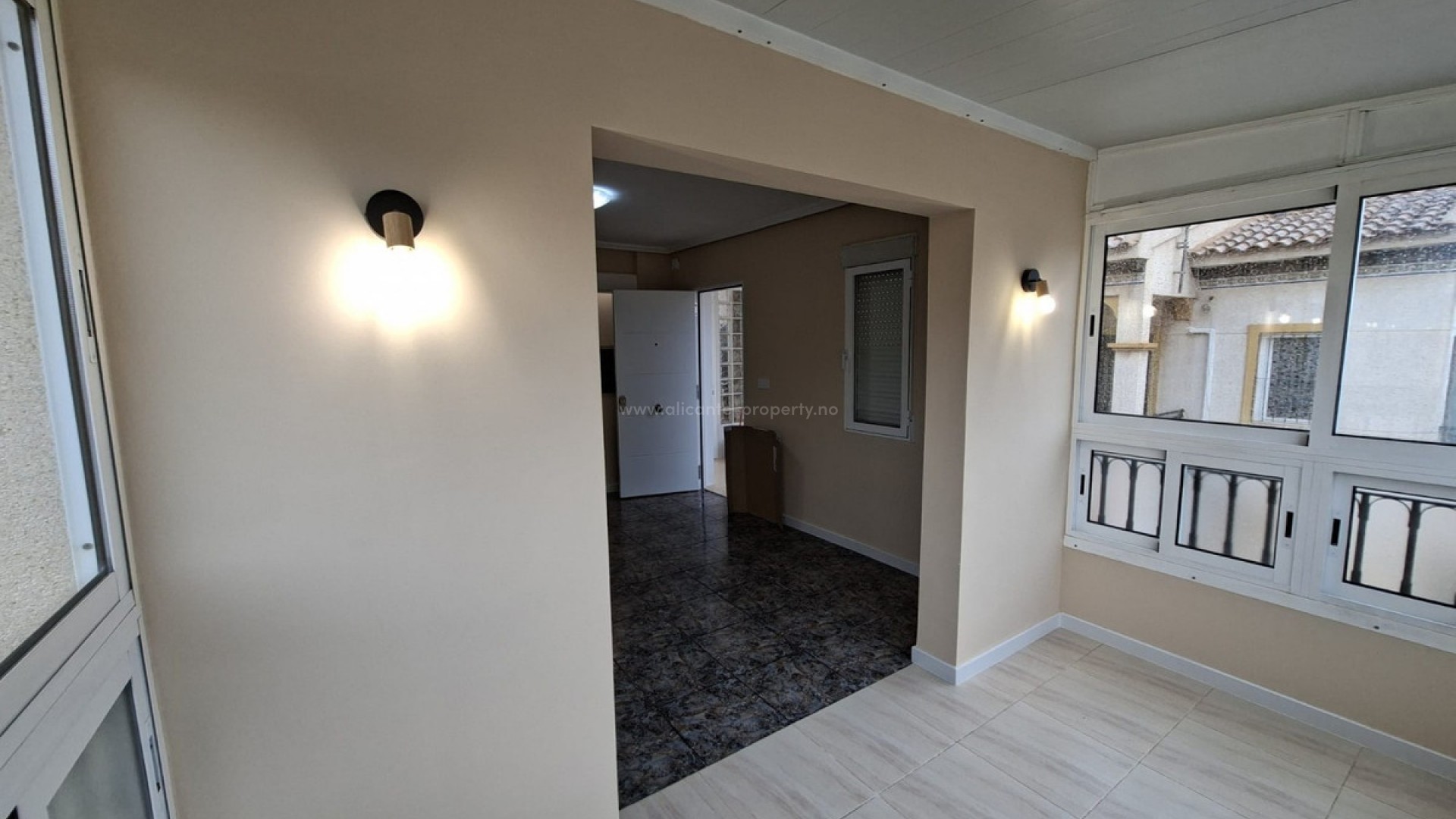 Apartment / flat in Punta Prima