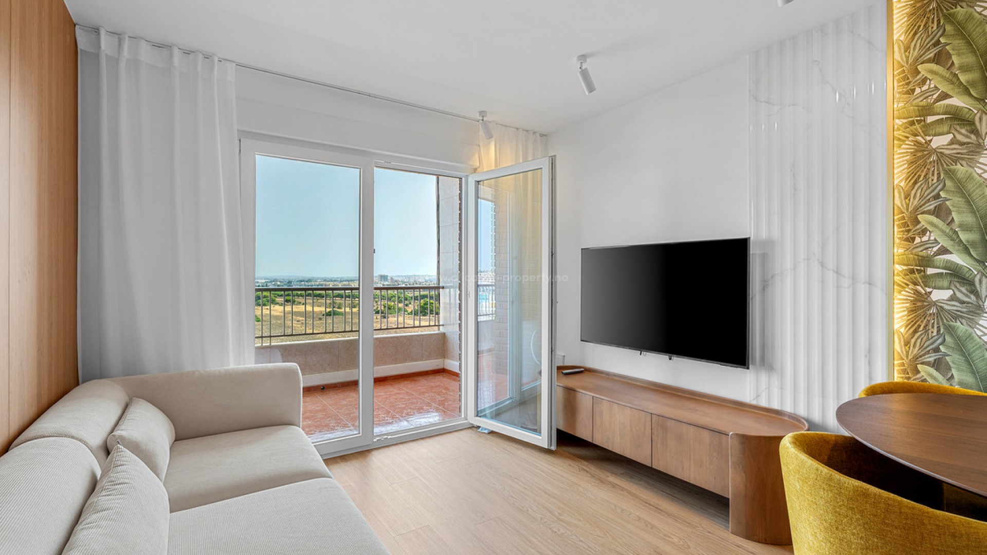 Apartment / flat in Punta Prima