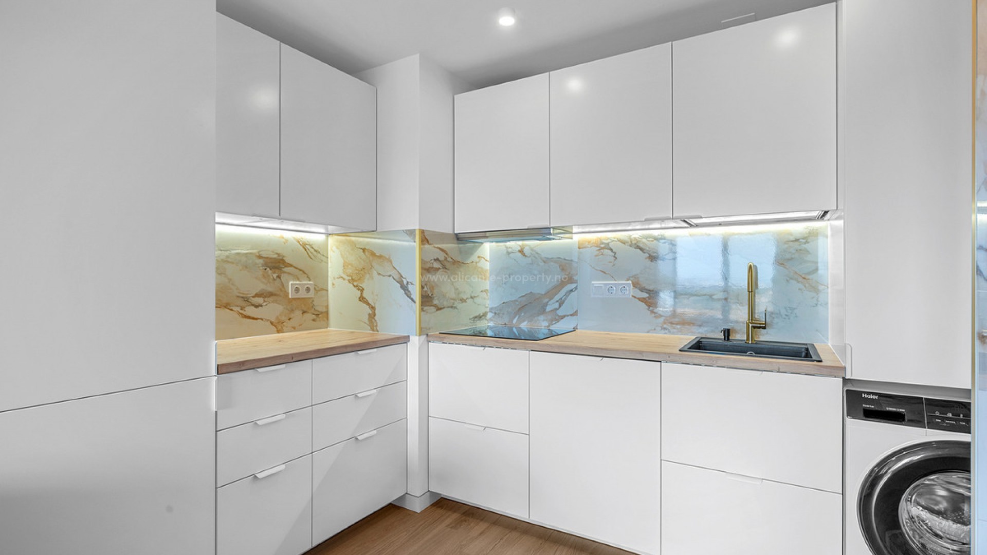 Apartment / flat in Punta Prima