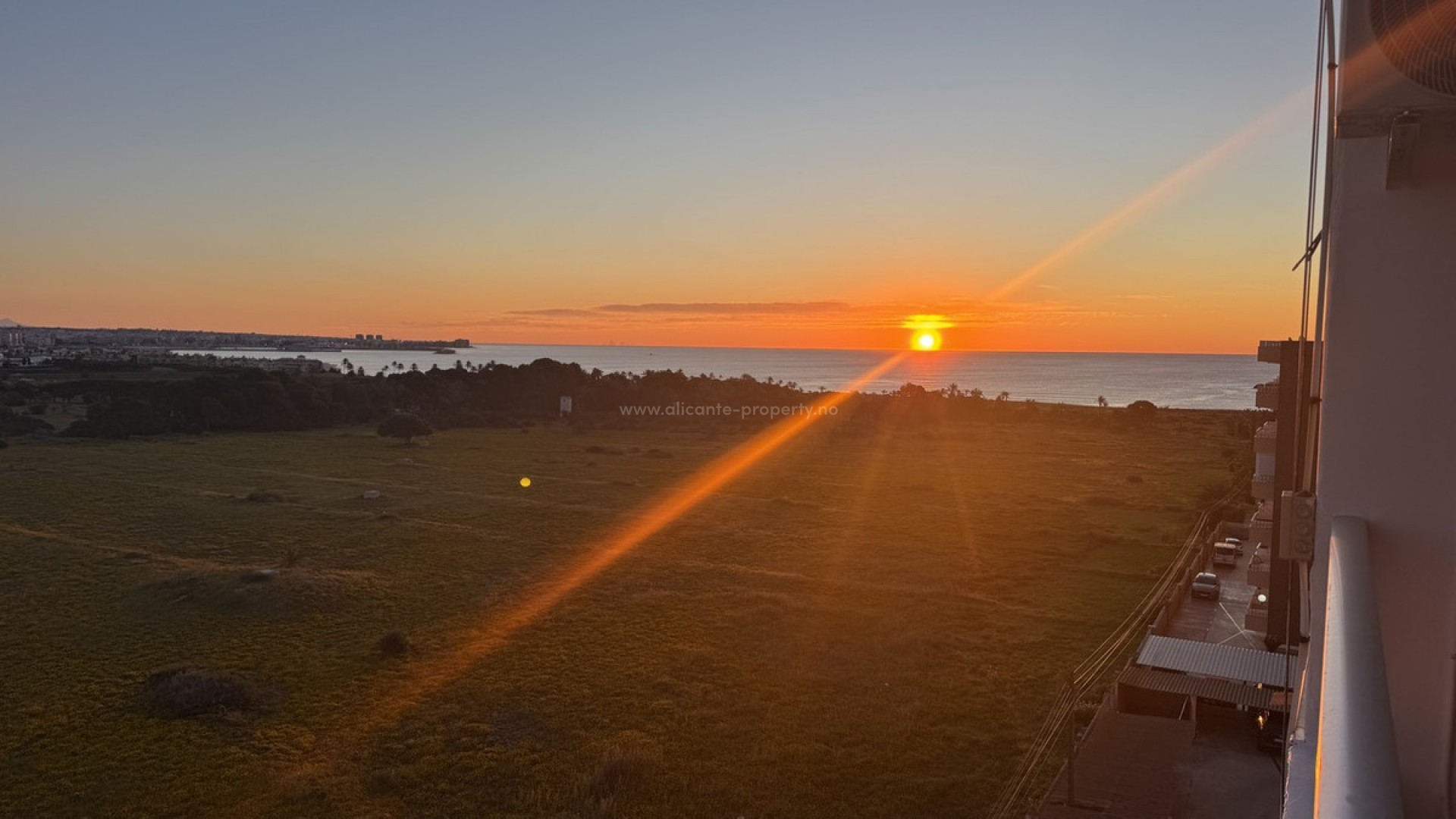 Apartment / flat in Punta Prima