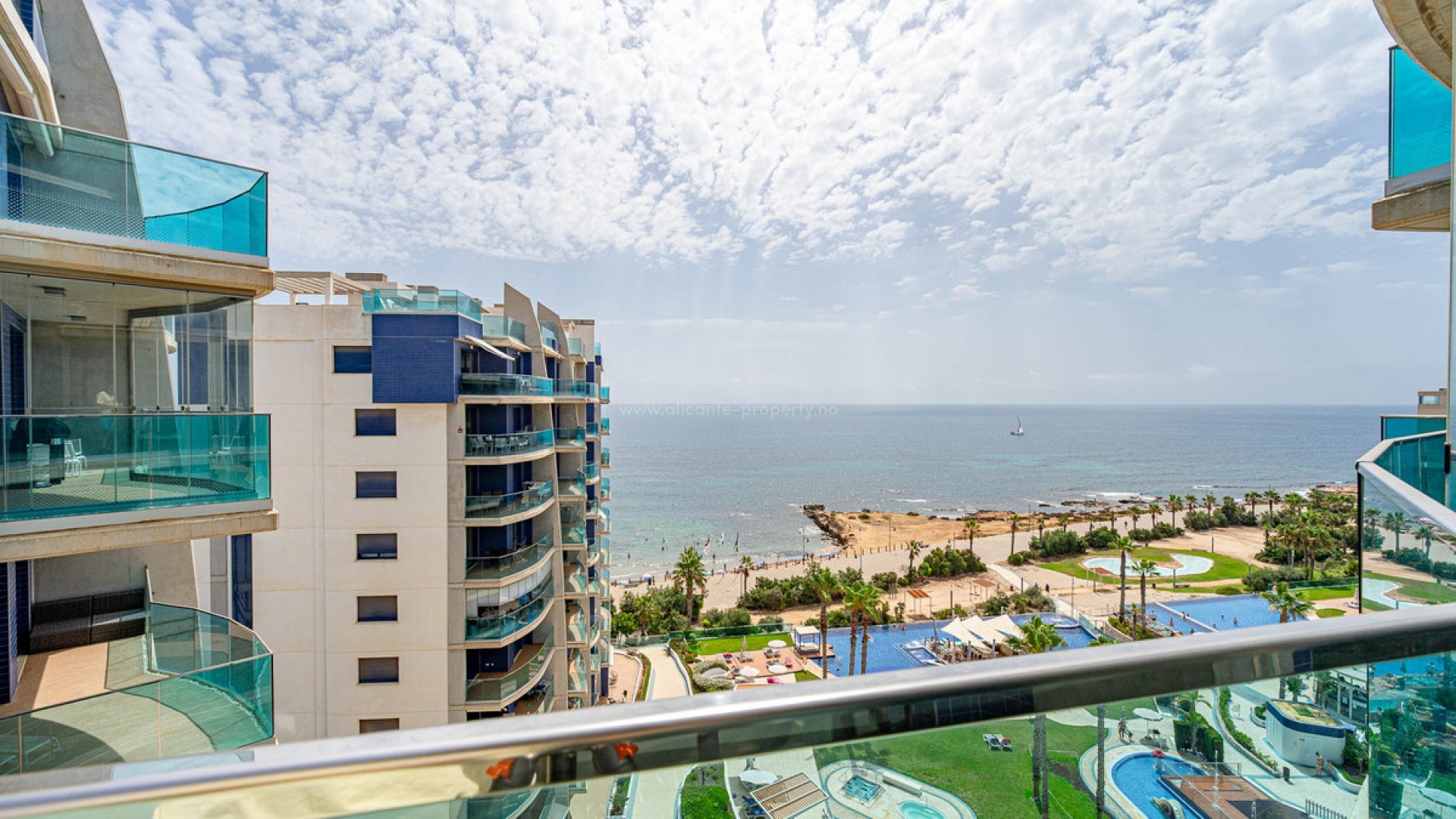 Apartment / flat in Punta Prima