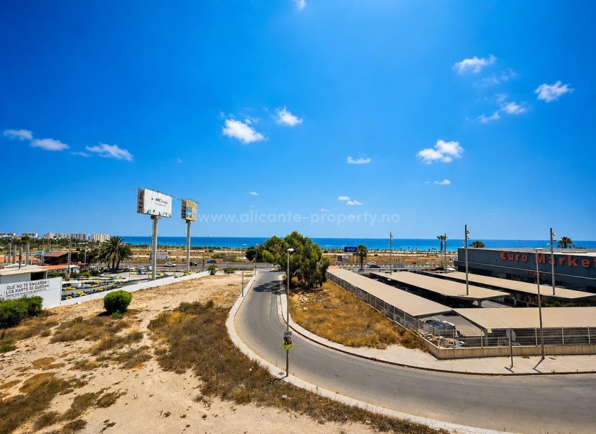 Apartment / flat in Punta Prima
