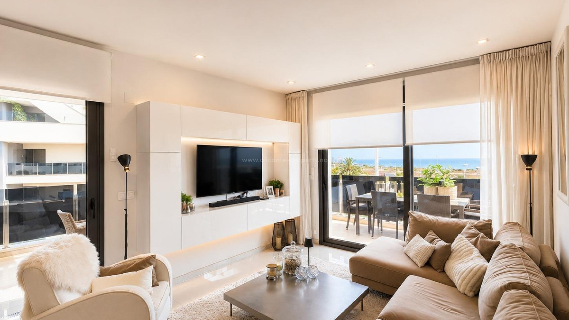 Apartment / flat in Punta Prima