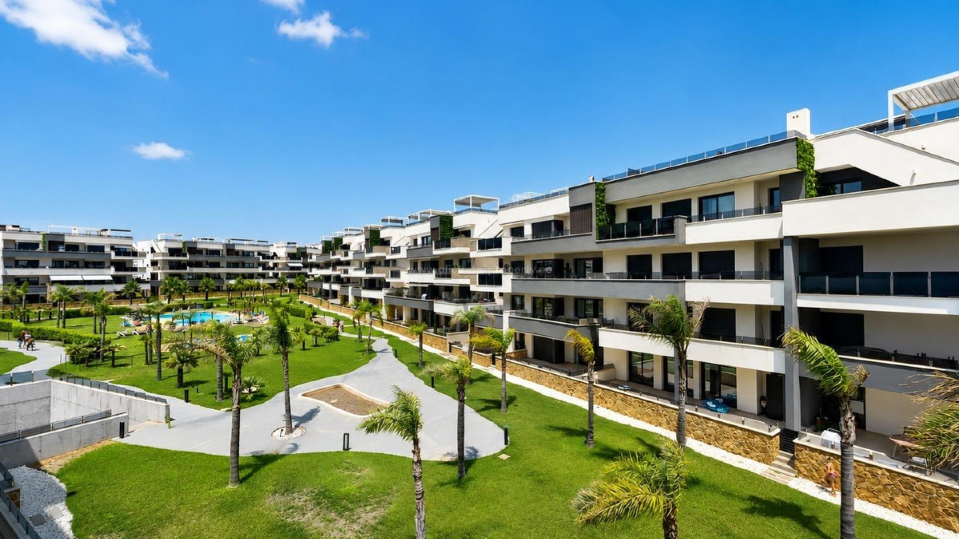 Apartment / flat in Punta Prima