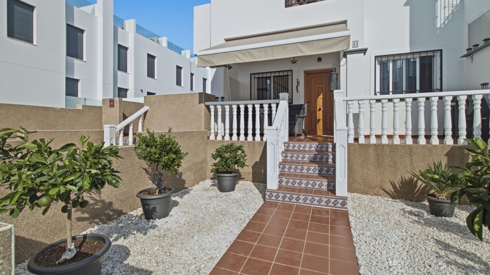 Apartment / flat in Punta Prima