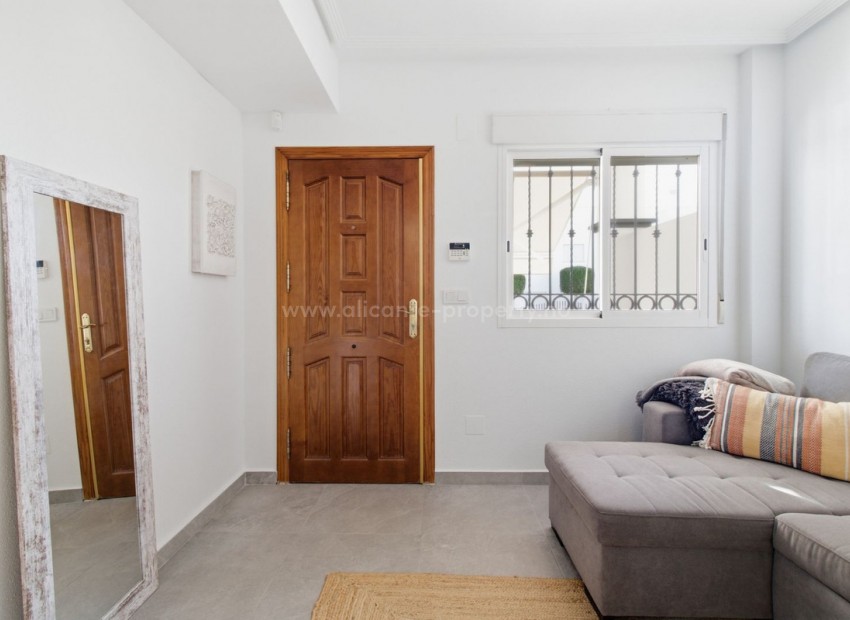 Apartment / flat in Punta Prima