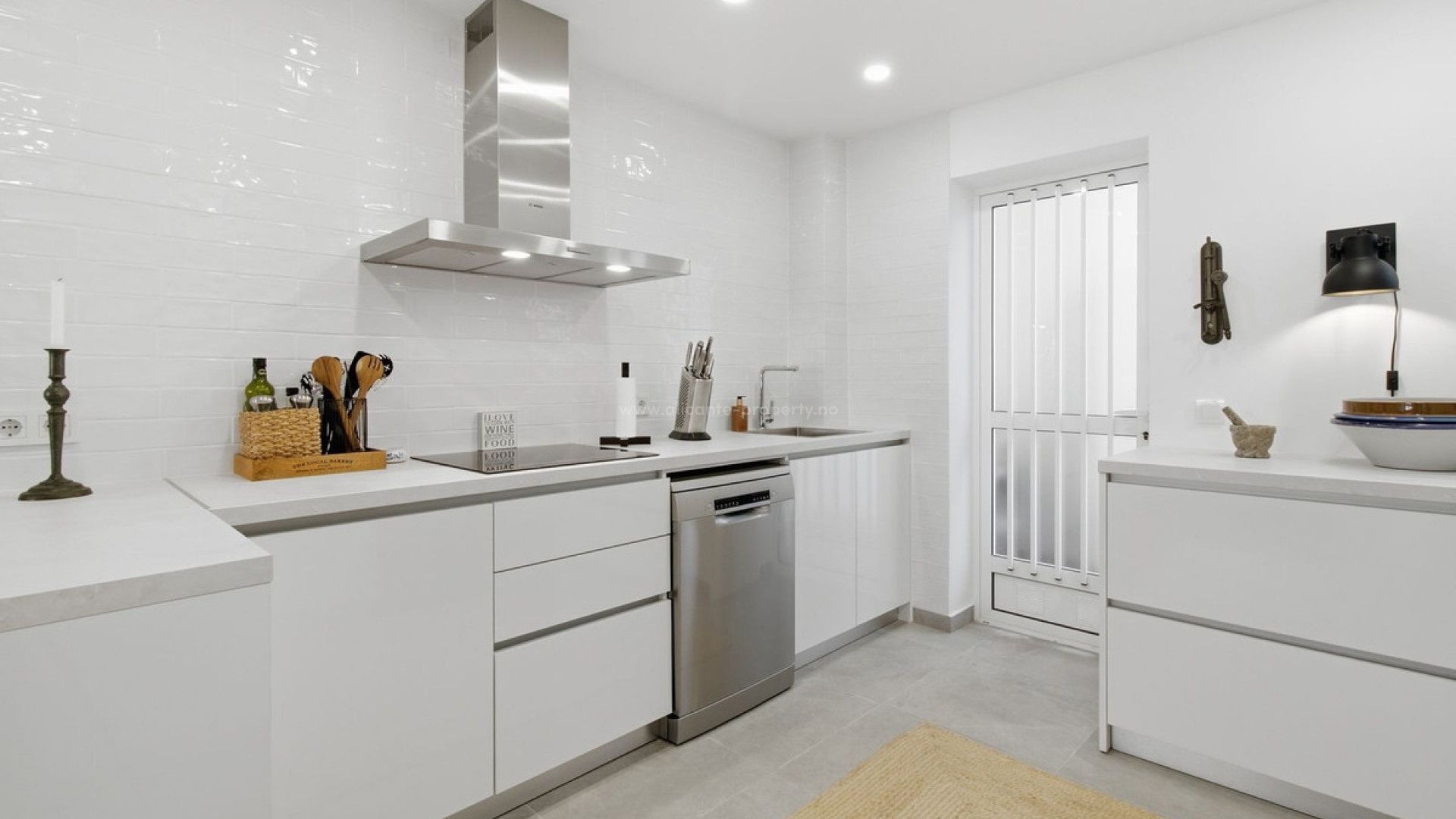 Apartment / flat in Punta Prima