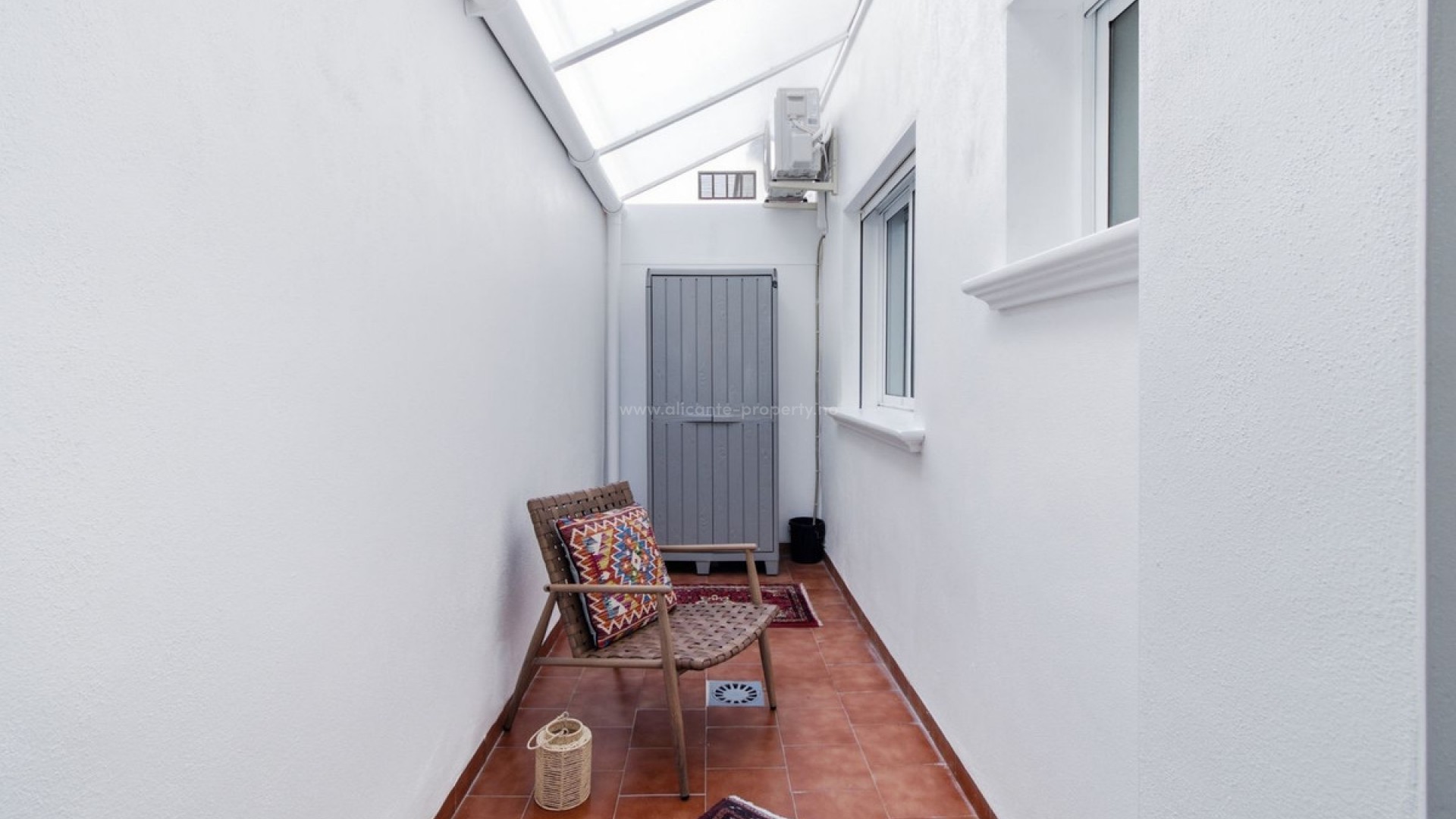 Apartment / flat in Punta Prima