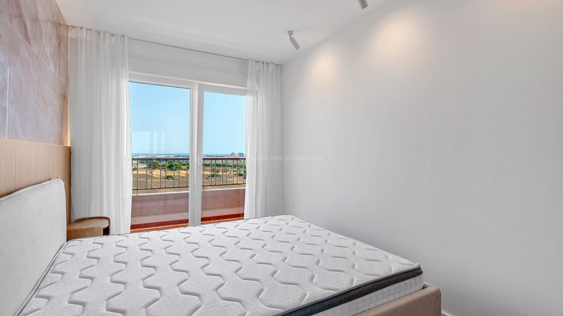 Apartment / flat in Punta Prima