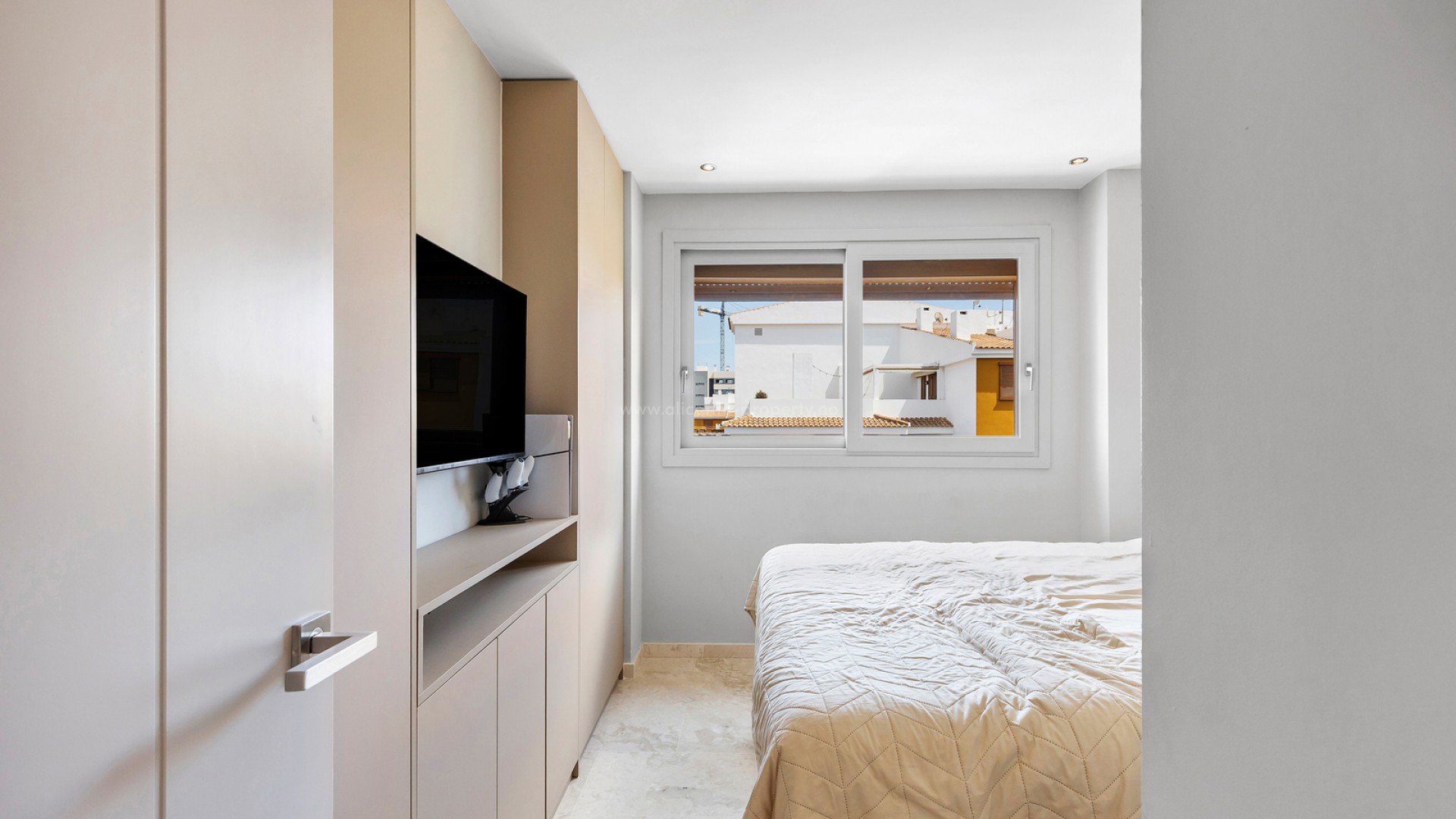 Apartment / flat in Punta Prima