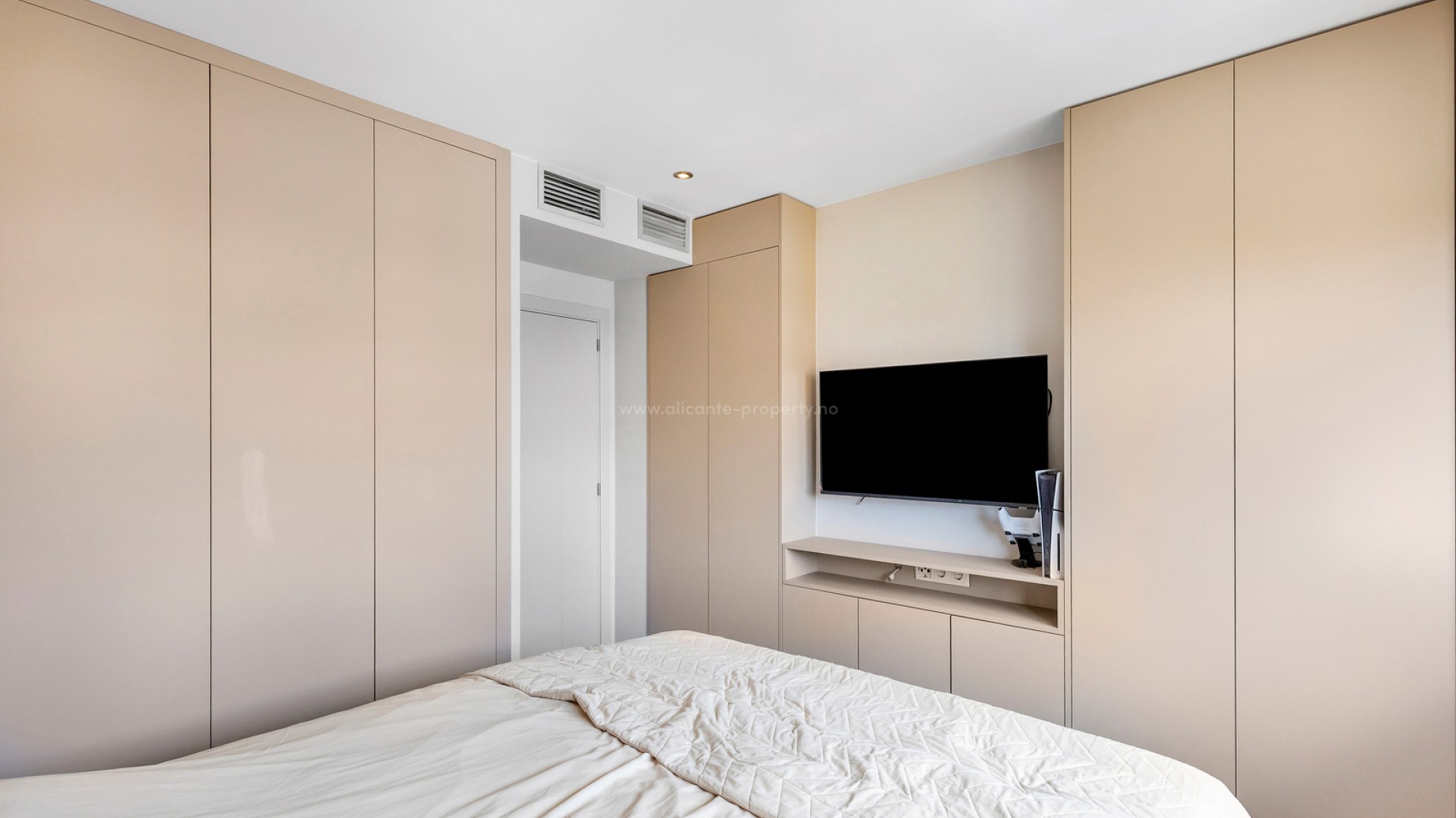 Apartment / flat in Punta Prima