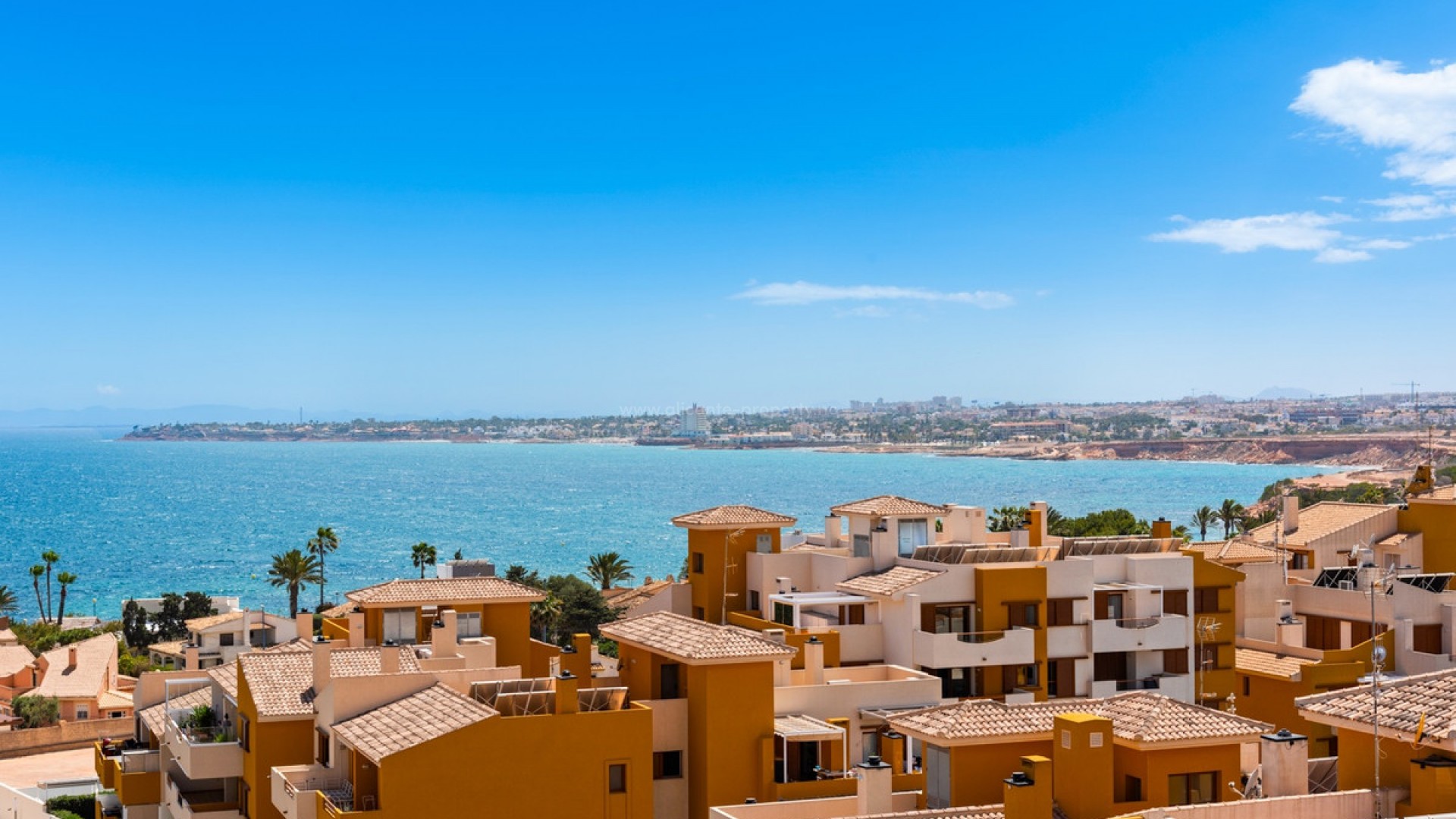 Apartment / flat in Punta Prima