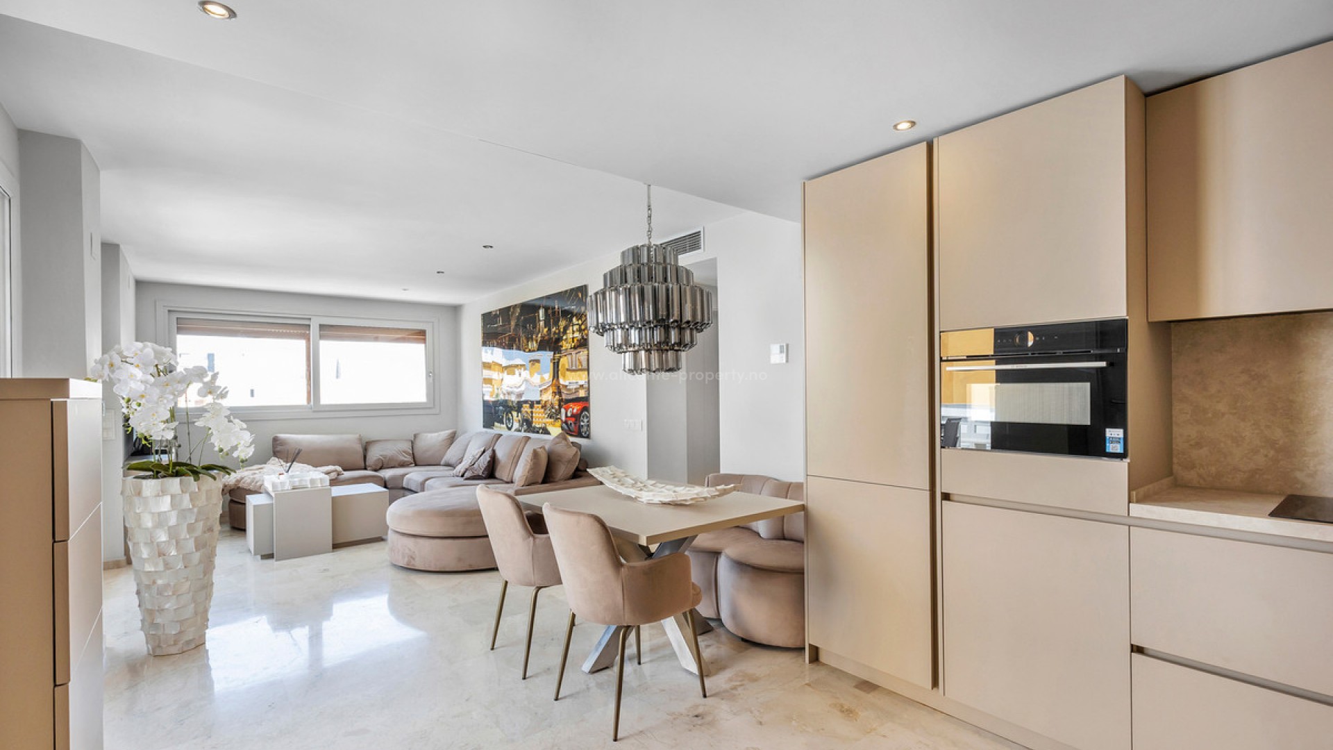Apartment / flat in Punta Prima