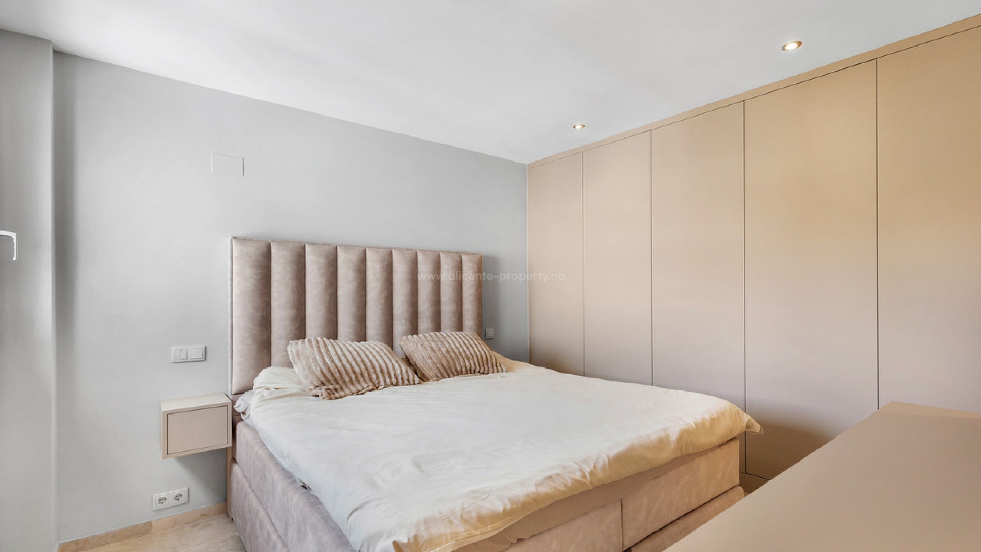 Apartment / flat in Punta Prima