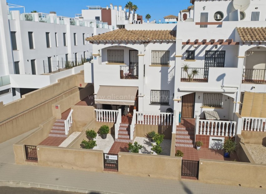 Apartment / flat in Punta Prima