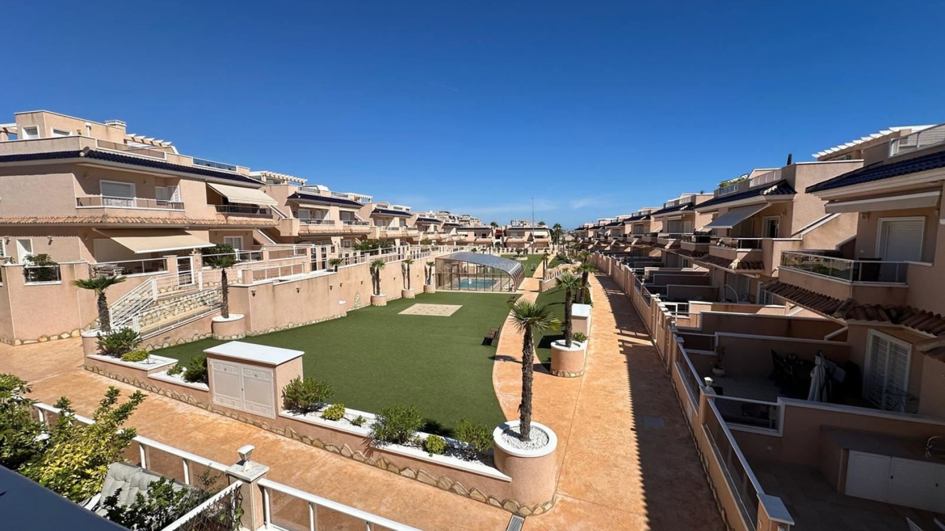Apartment / flat in Punta Prima