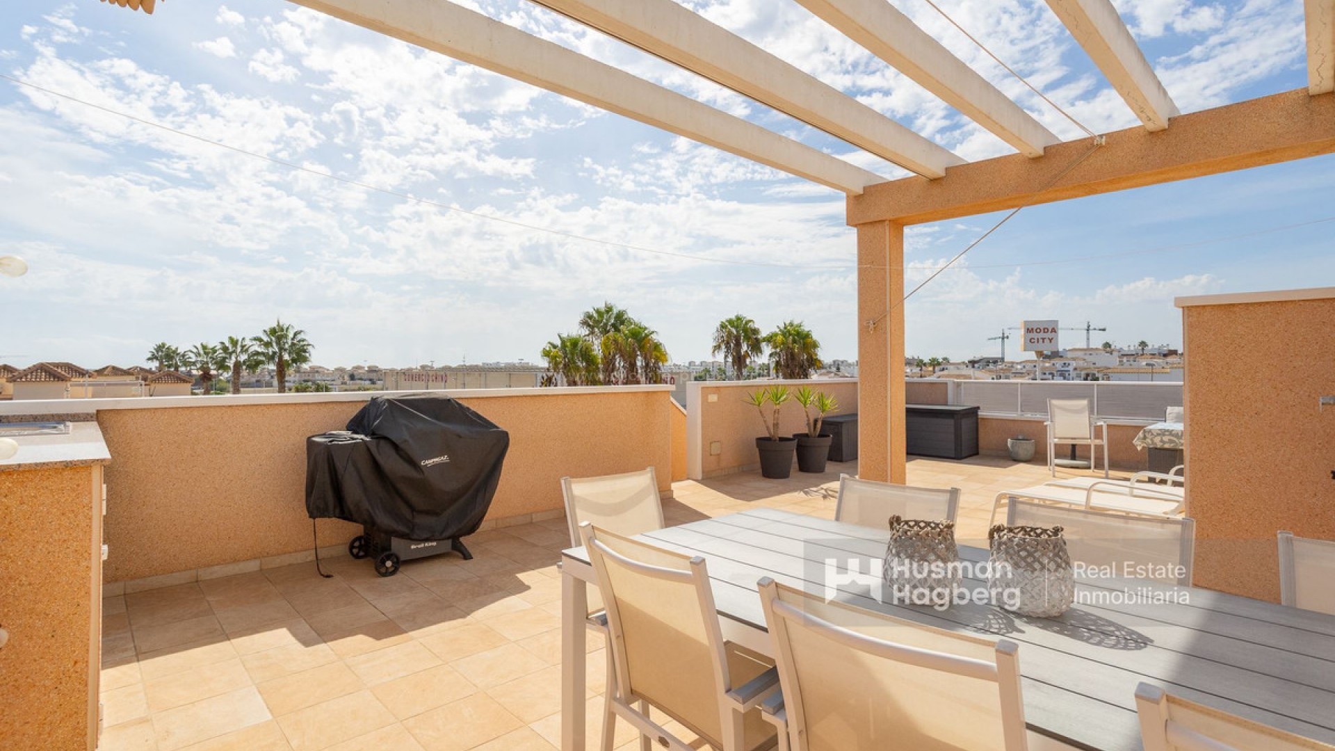 Apartment / flat in Punta Prima