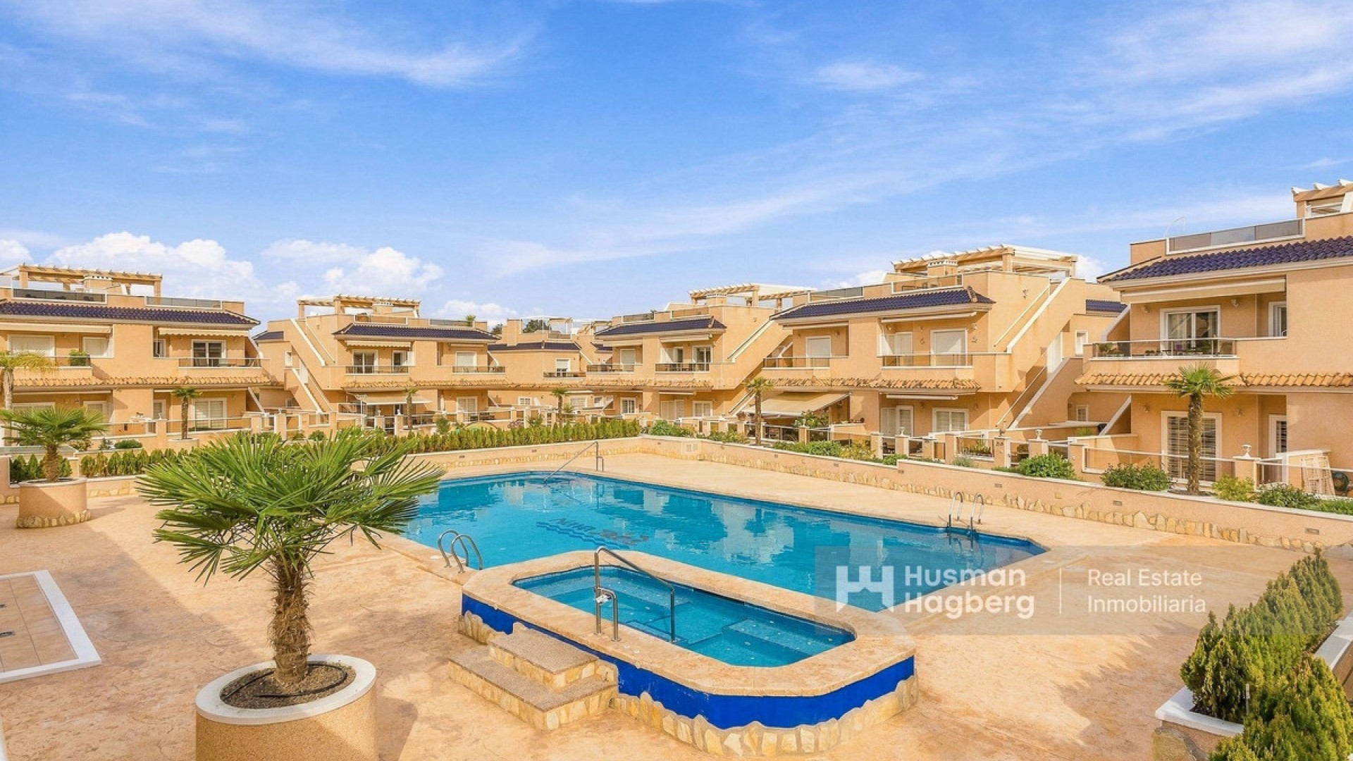 Apartment / flat in Punta Prima
