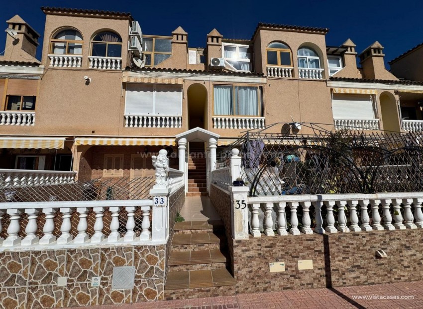 Apartment / flat in Punta Prima