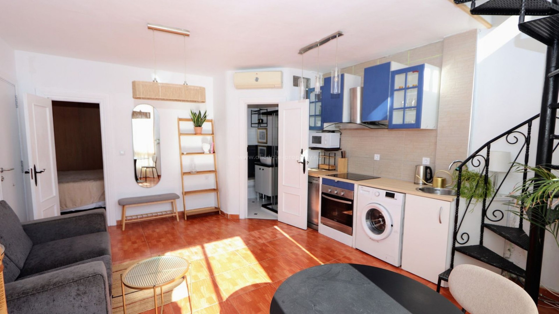 Apartment / flat in Punta Prima