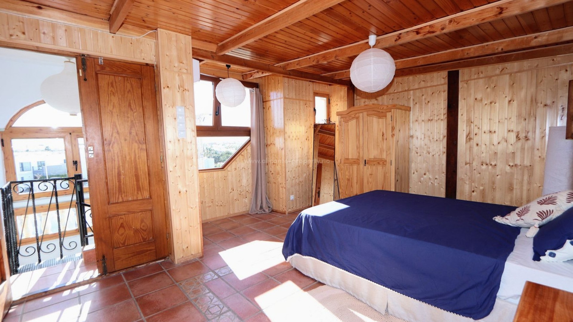 Apartment / flat in Punta Prima