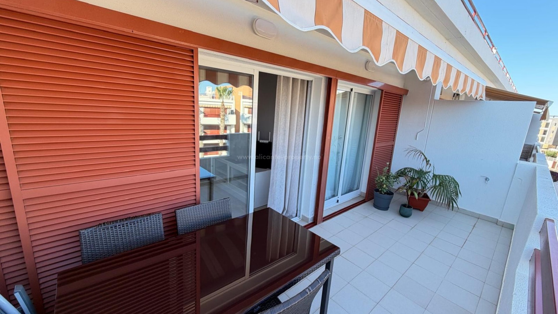 Apartment / flat in Punta Prima