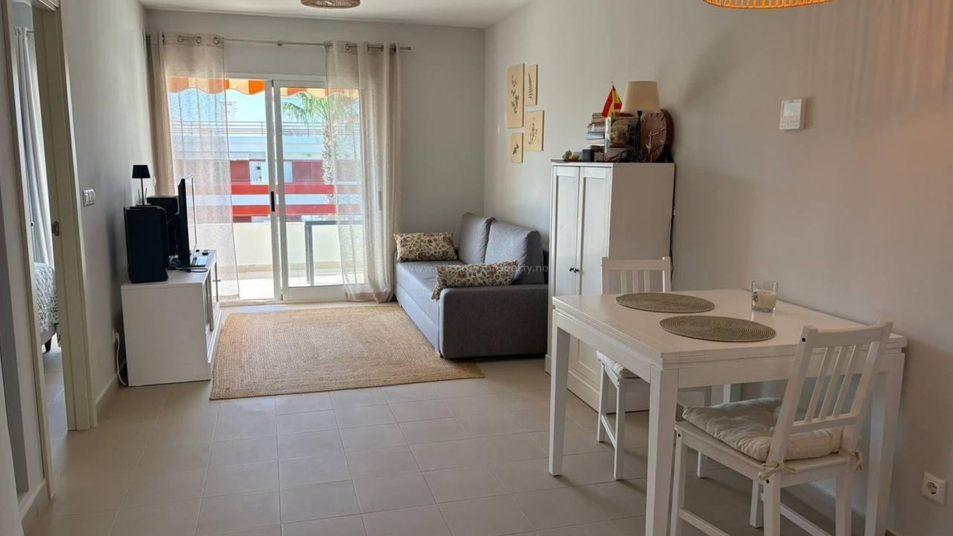 Apartment / flat in Punta Prima