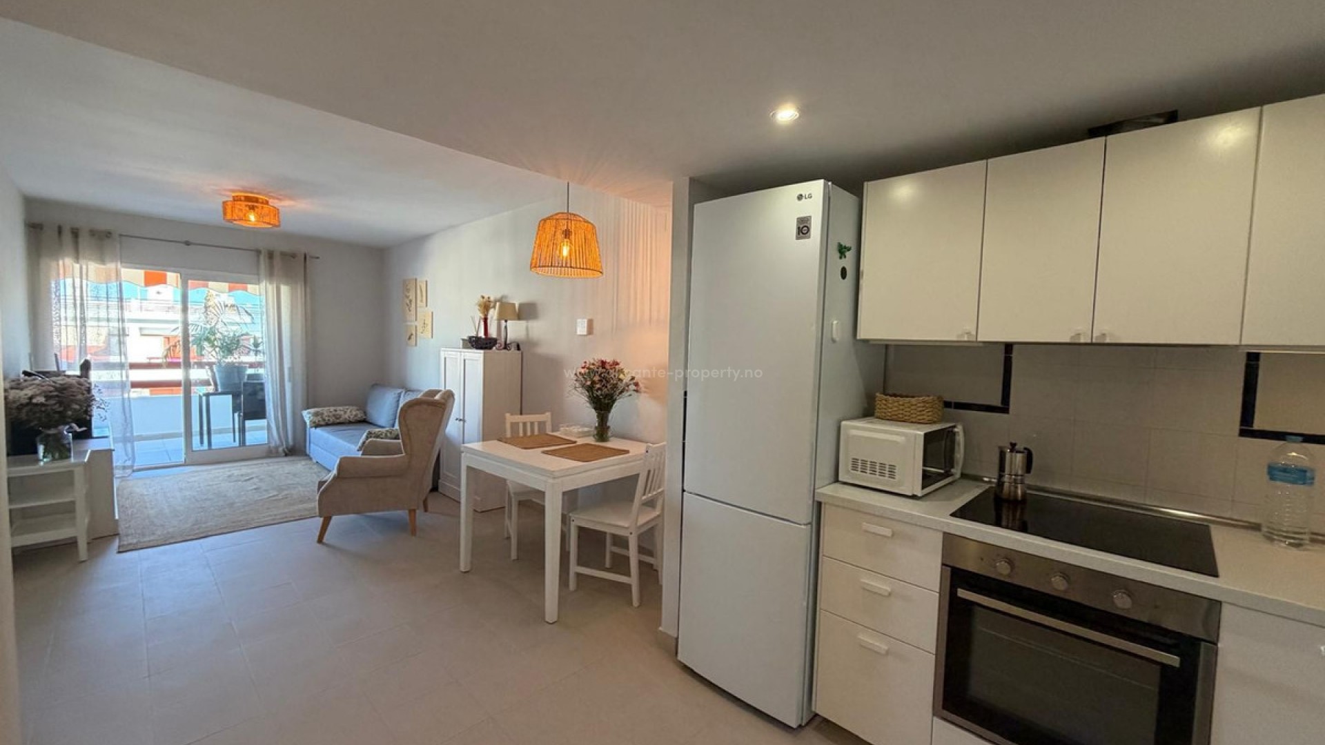 Apartment / flat in Punta Prima
