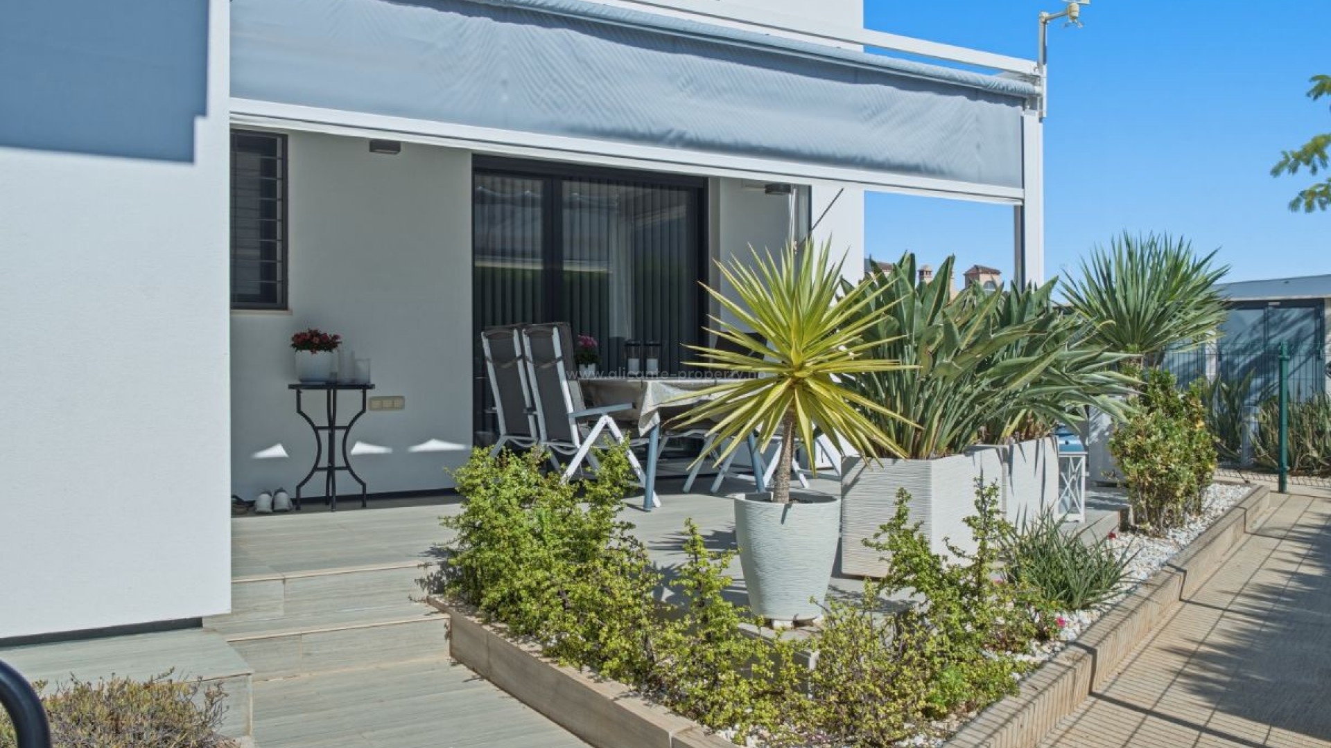 Apartment / flat in Punta Prima