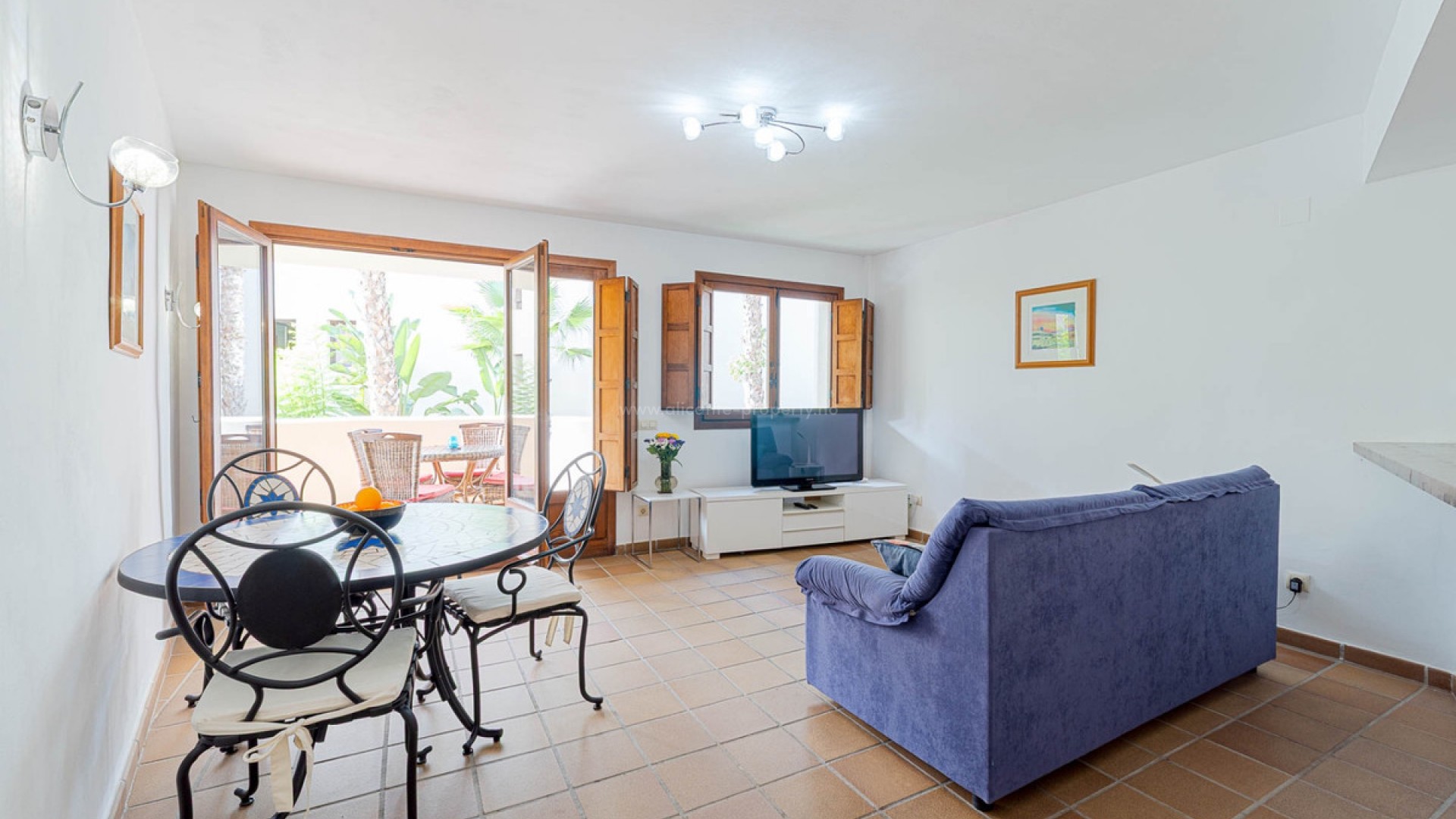 Apartment / flat in Punta Prima