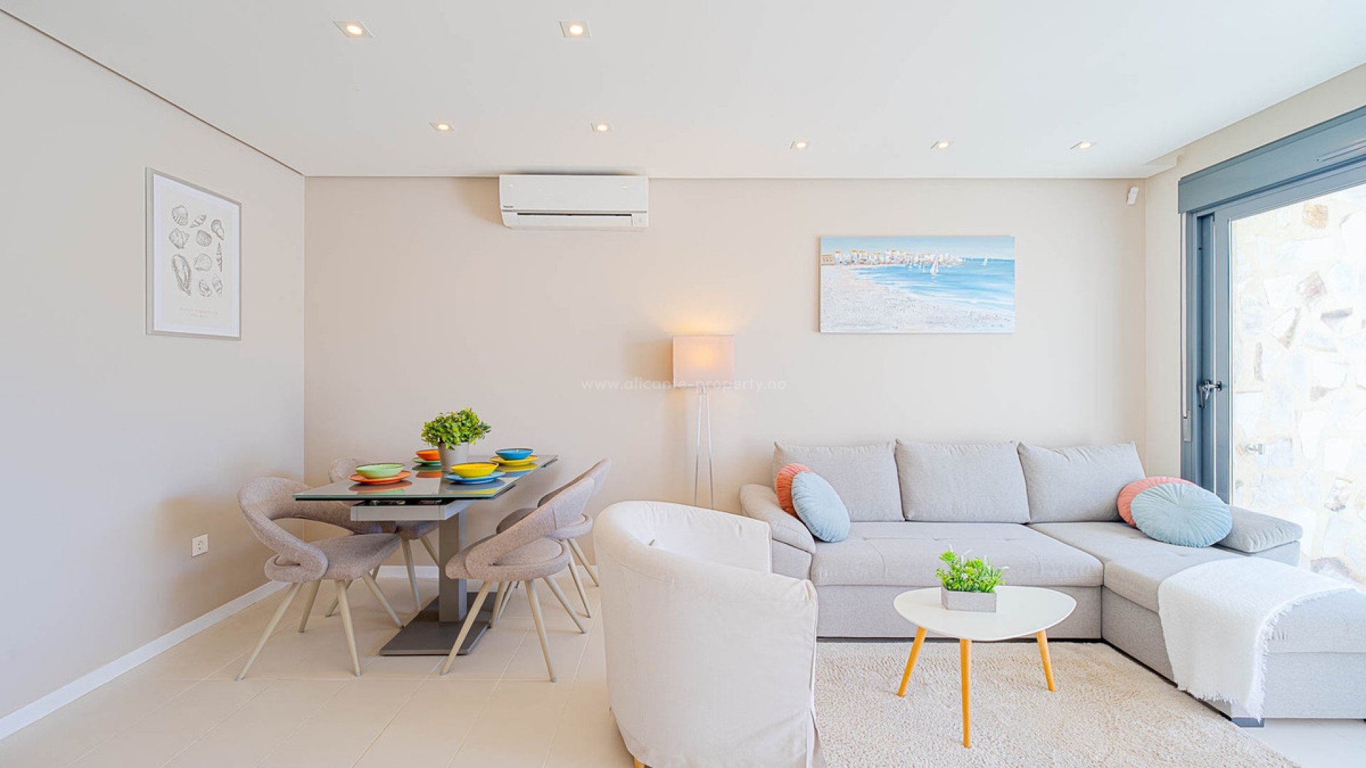 Apartment / flat in Punta Prima