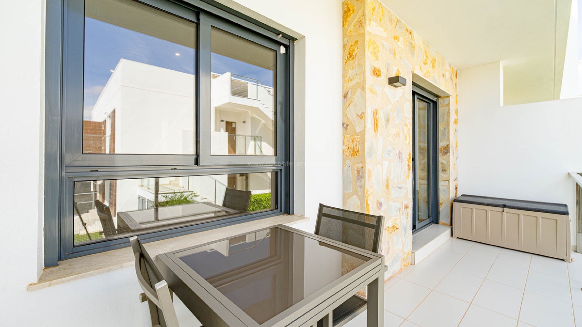 Apartment / flat in Punta Prima