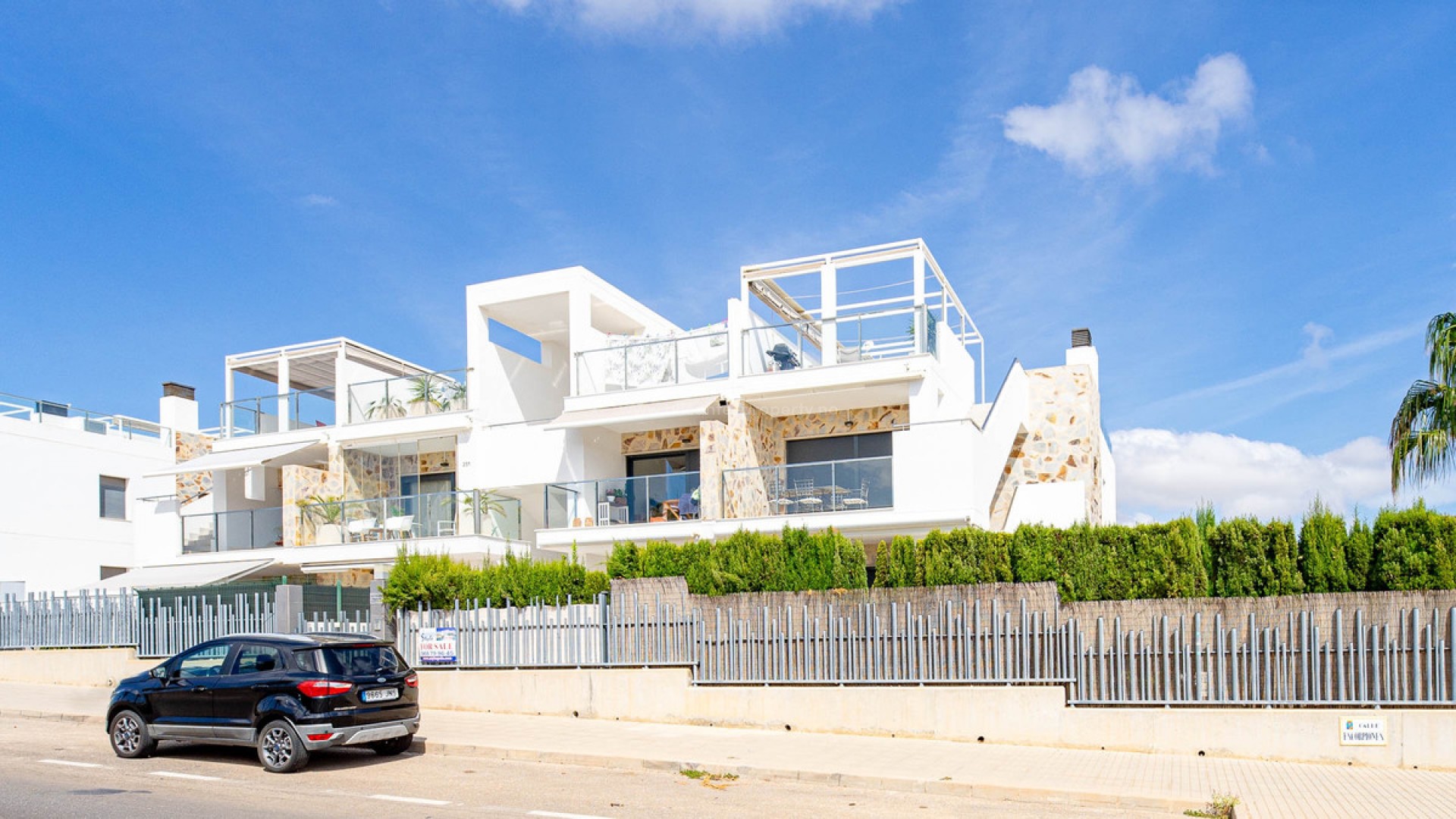 Apartment / flat in Punta Prima