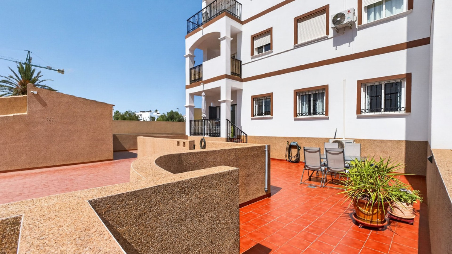 Apartment / flat in Punta Prima