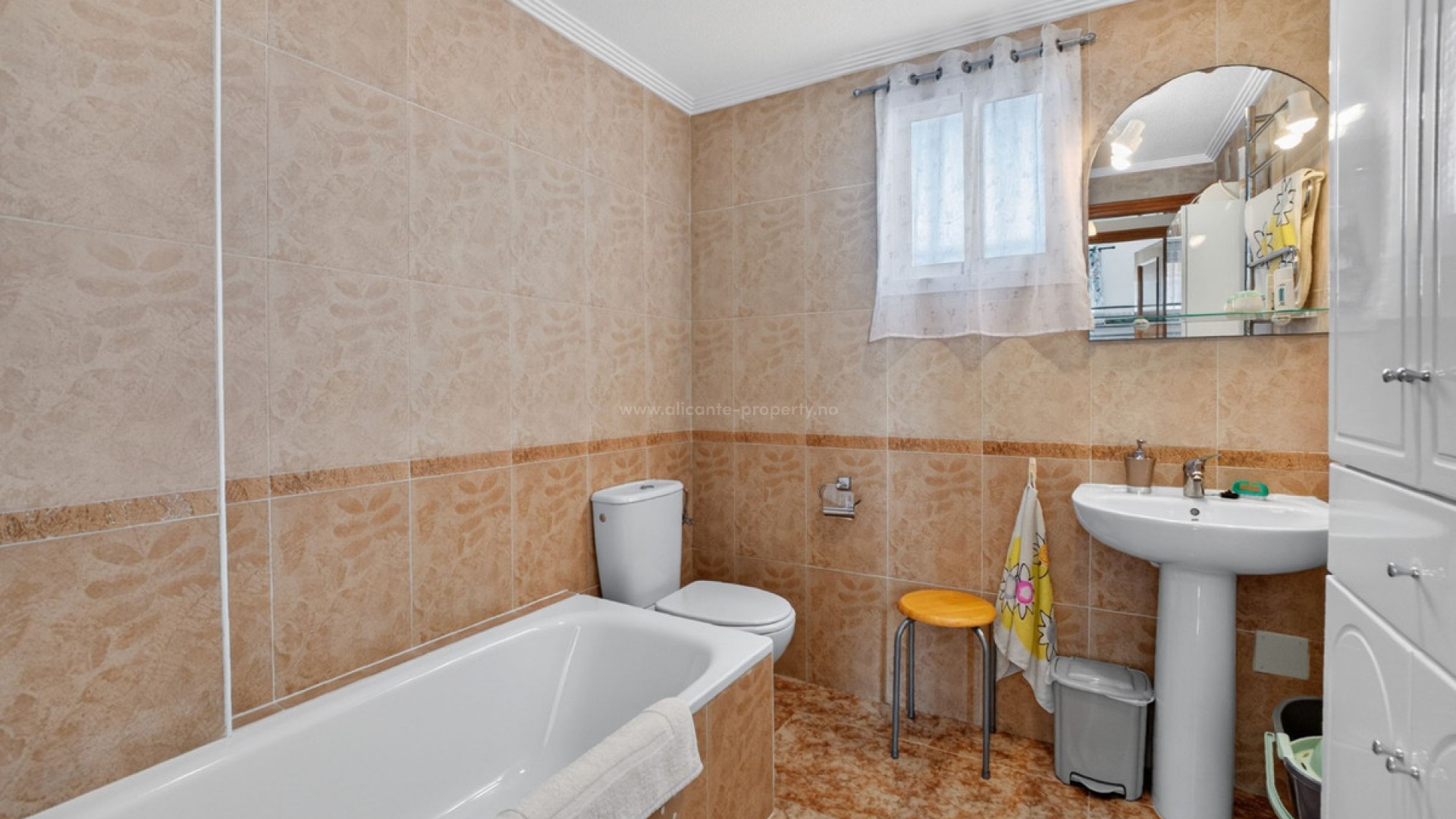 Apartment / flat in Punta Prima