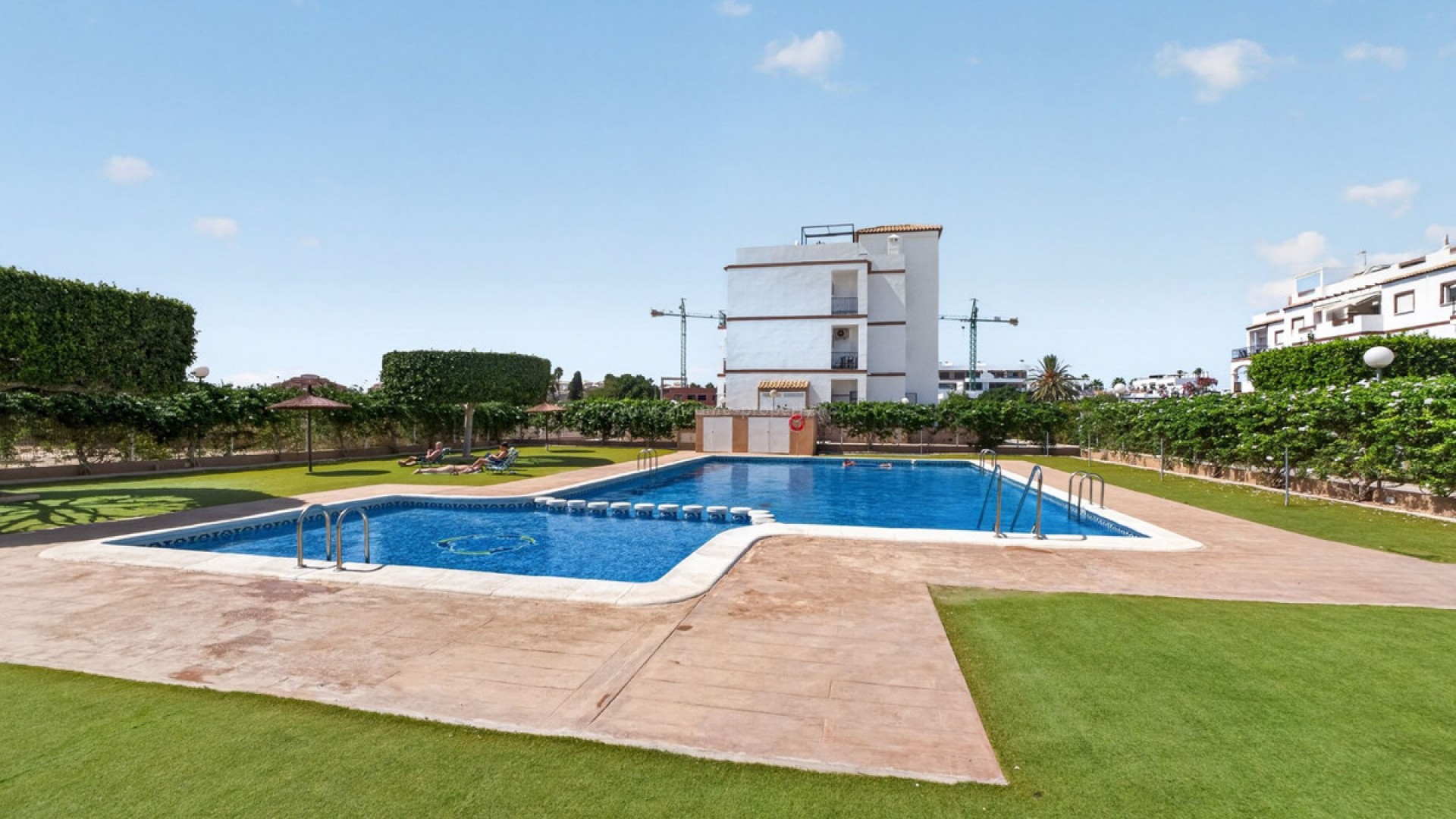 Apartment / flat in Punta Prima