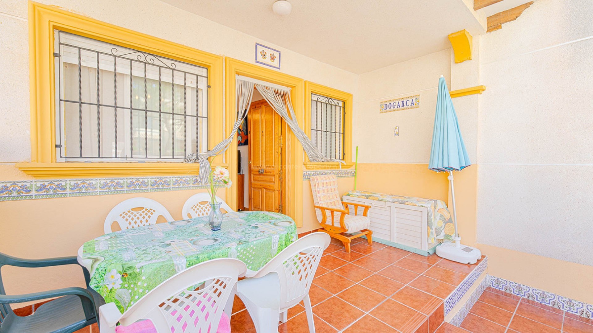 Apartment / flat in Punta Prima
