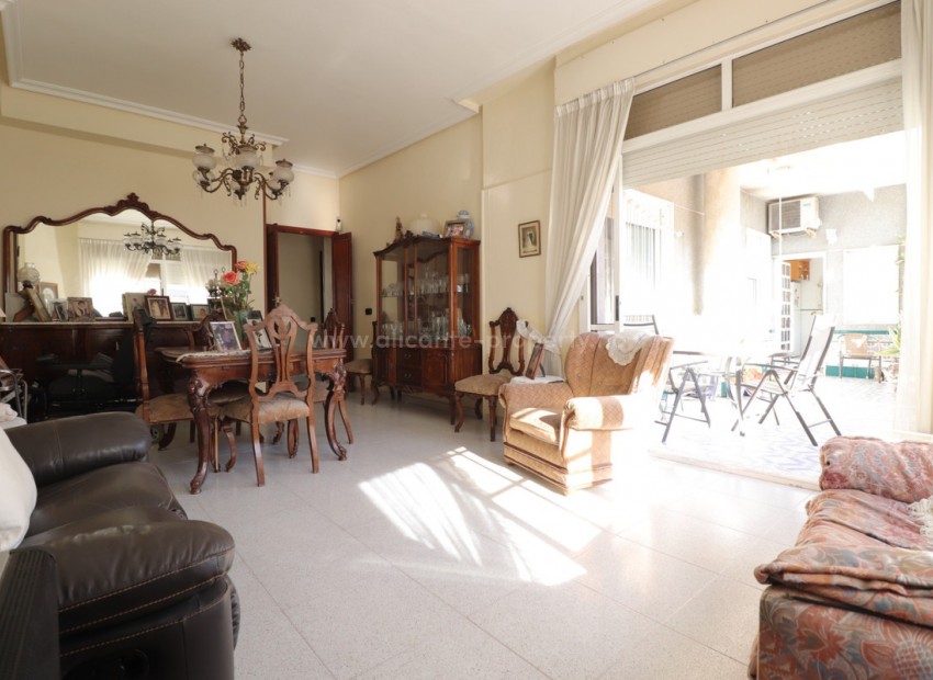 Apartment / flat in Rojales Centro